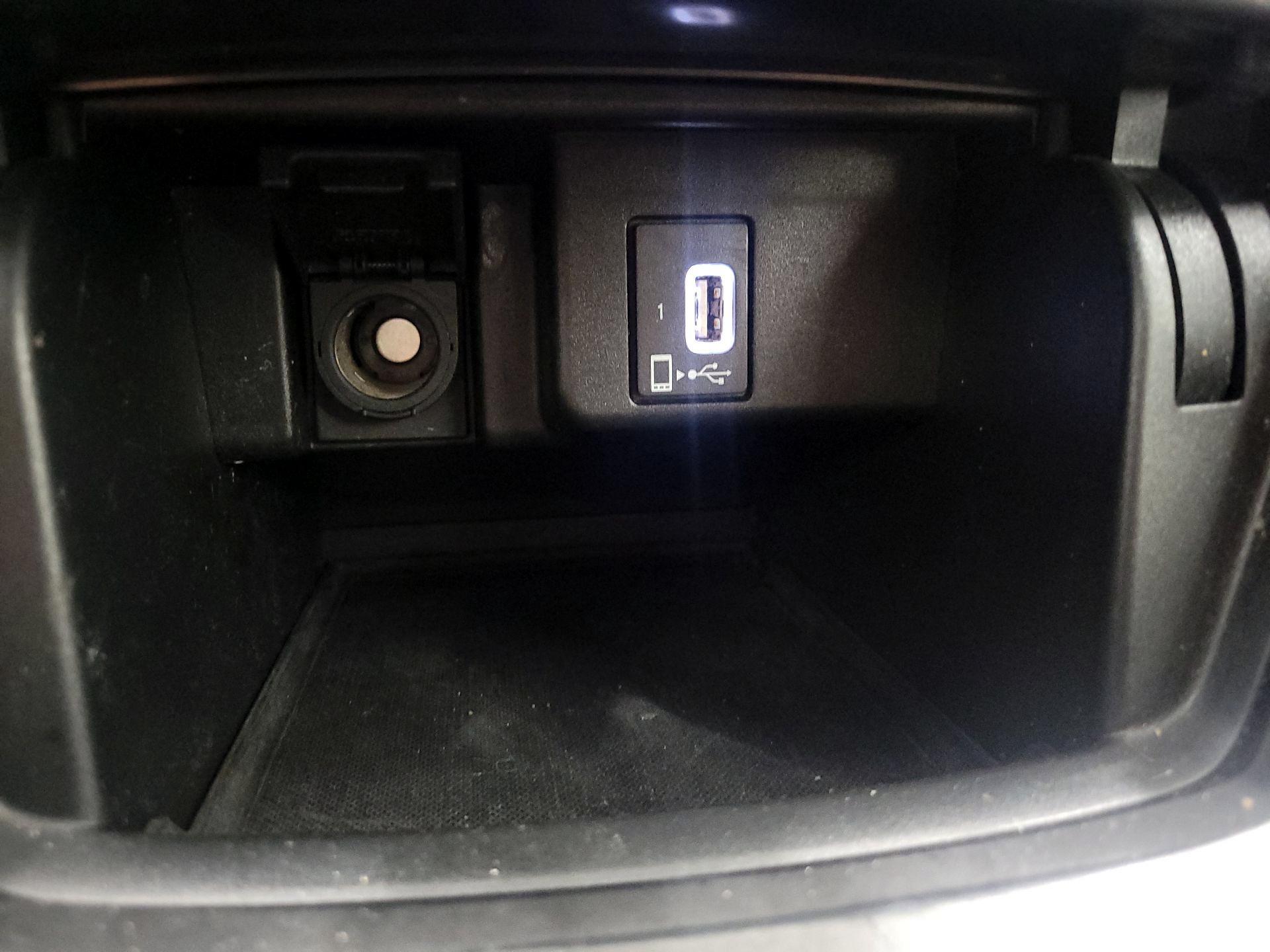 Thumbnail: 2018 Honda Accord - 18