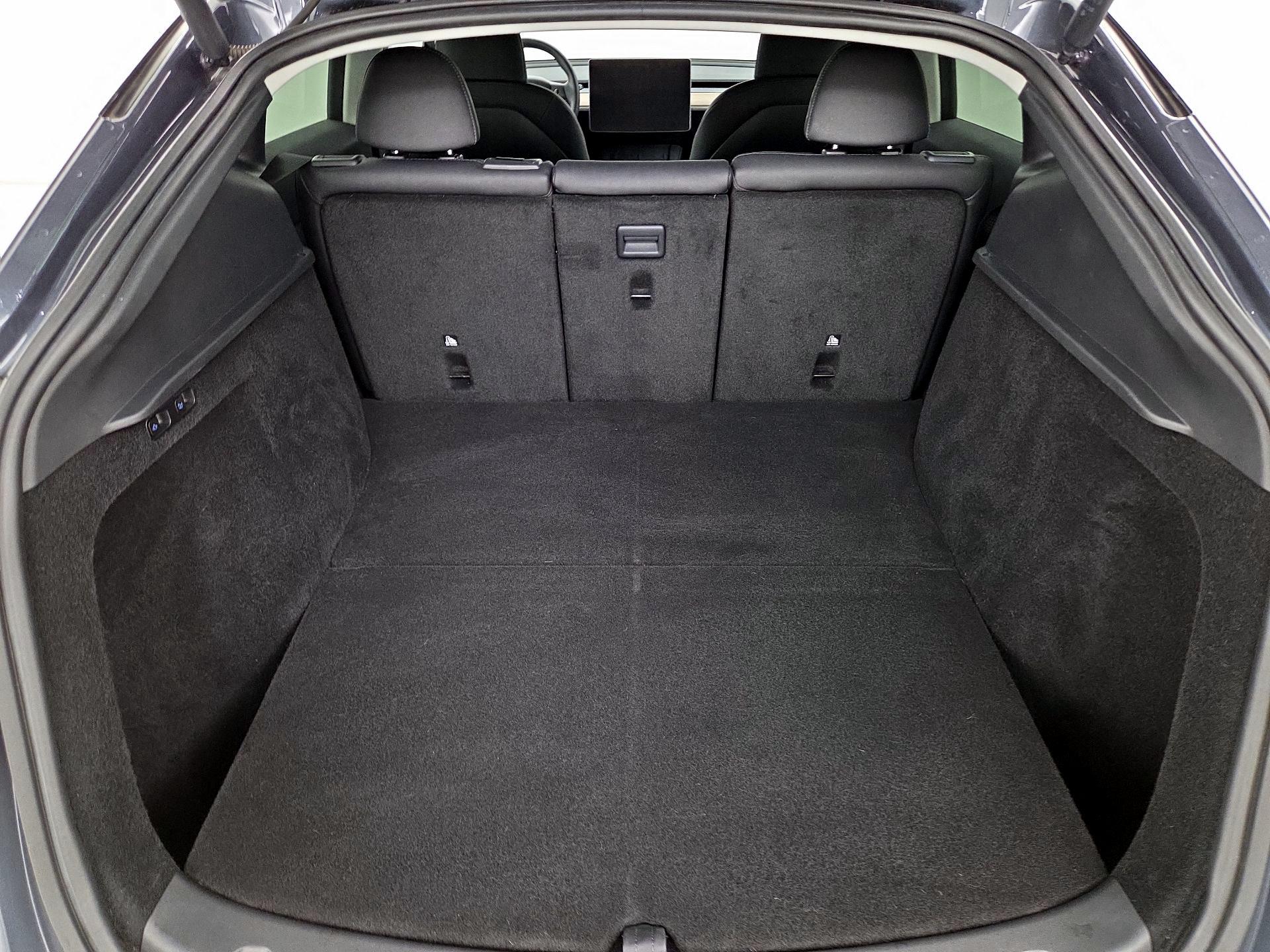 Thumbnail: 2023 Tesla Model Y - 19