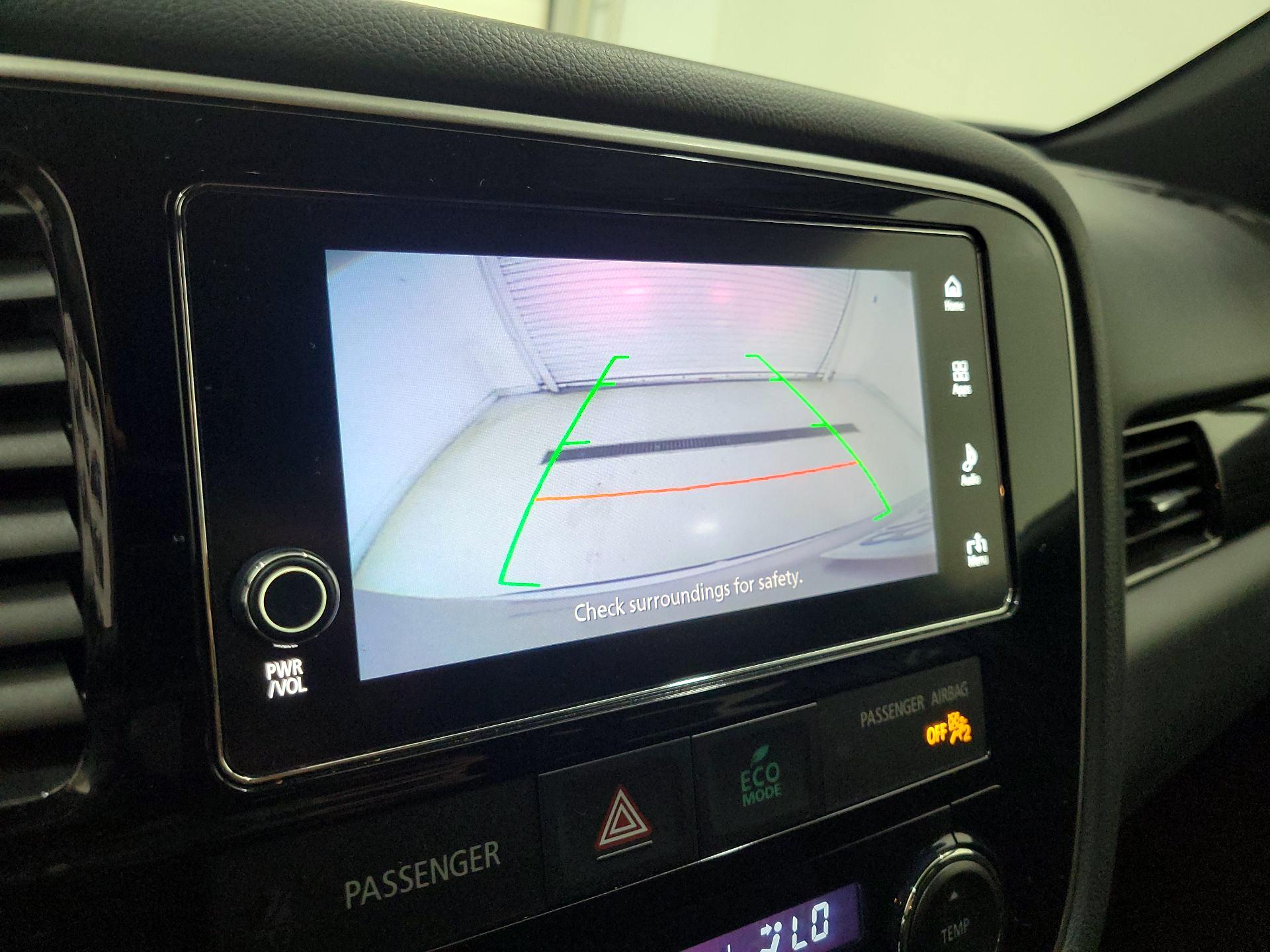 Thumbnail: 2018 Mitsubishi Outlander - 14