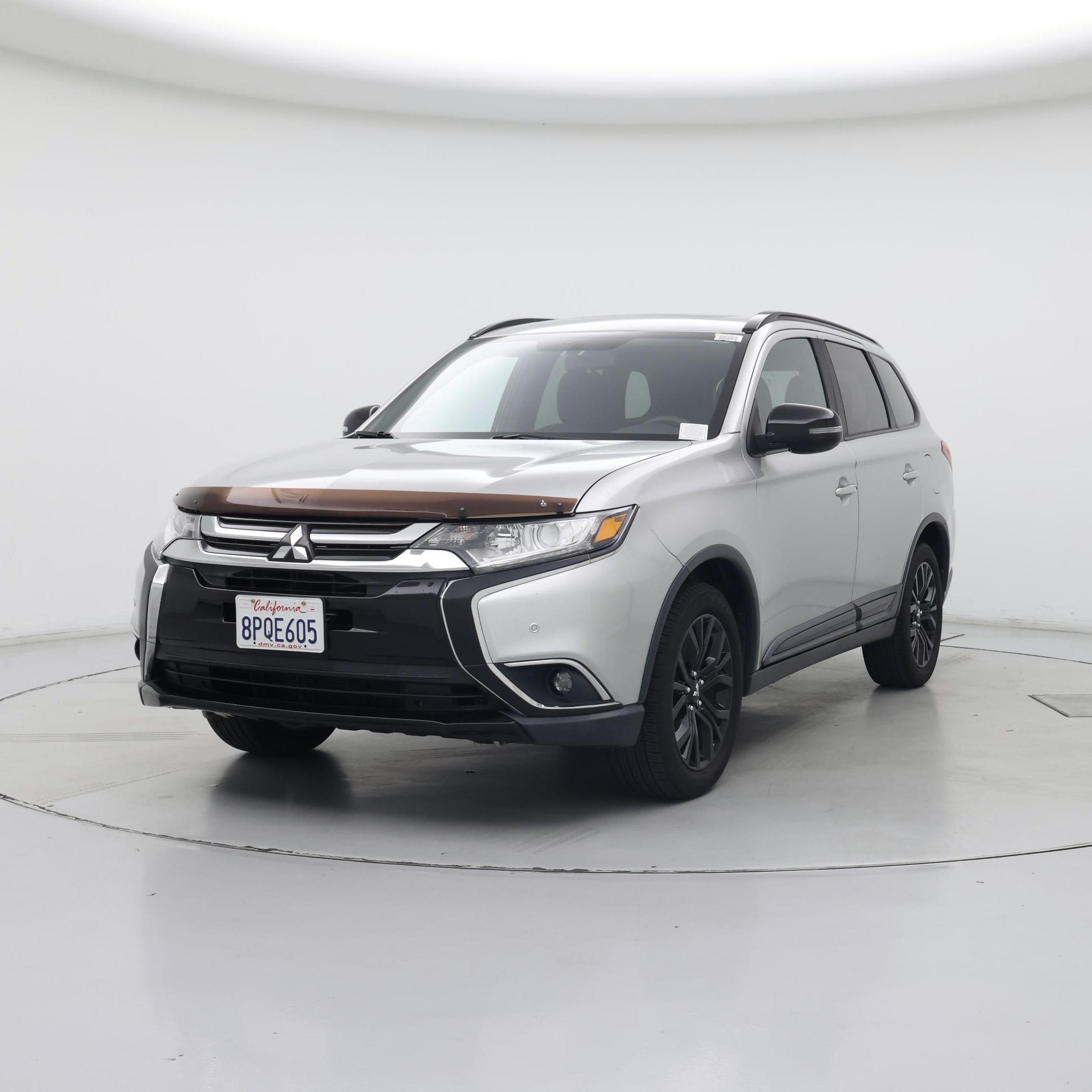 Thumbnail: 2018 Mitsubishi Outlander - 4