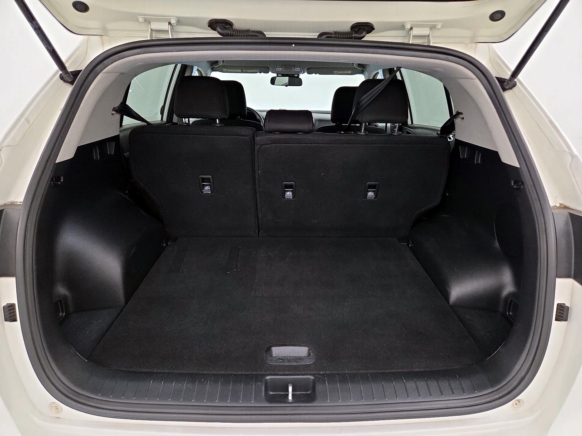 Thumbnail: 2020 Kia Sportage - 20