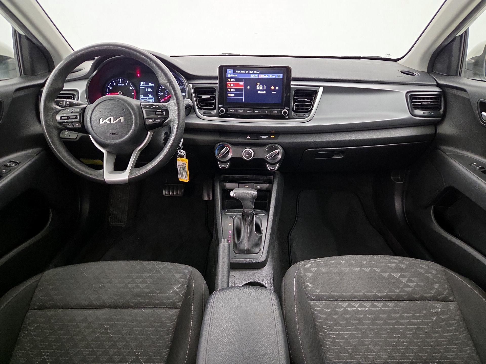 Thumbnail: 2022 Kia Rio - 9