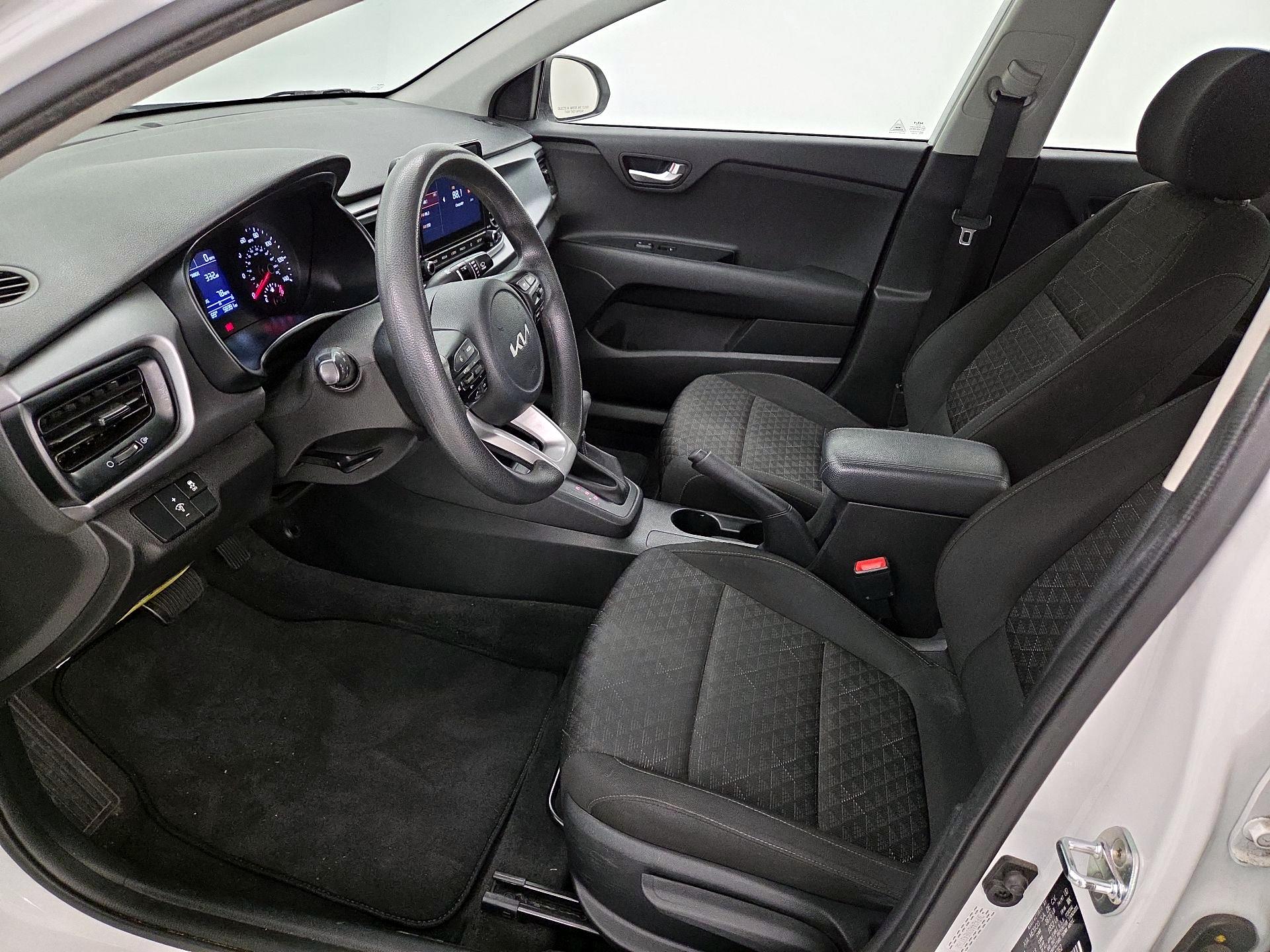 Thumbnail: 2022 Kia Rio - 11