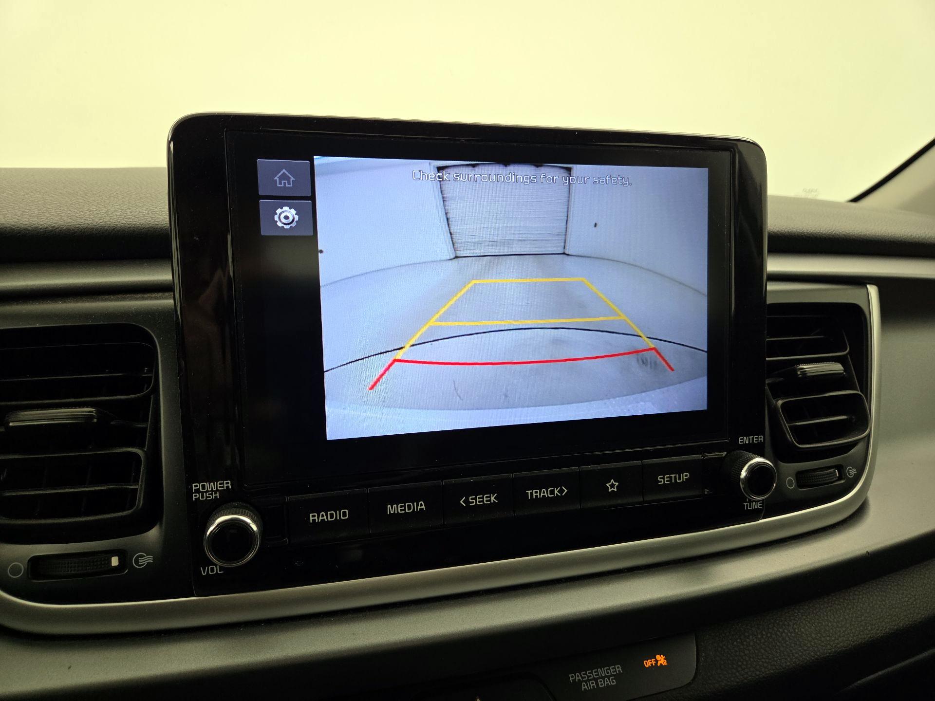 Thumbnail: 2022 Kia Rio - 14