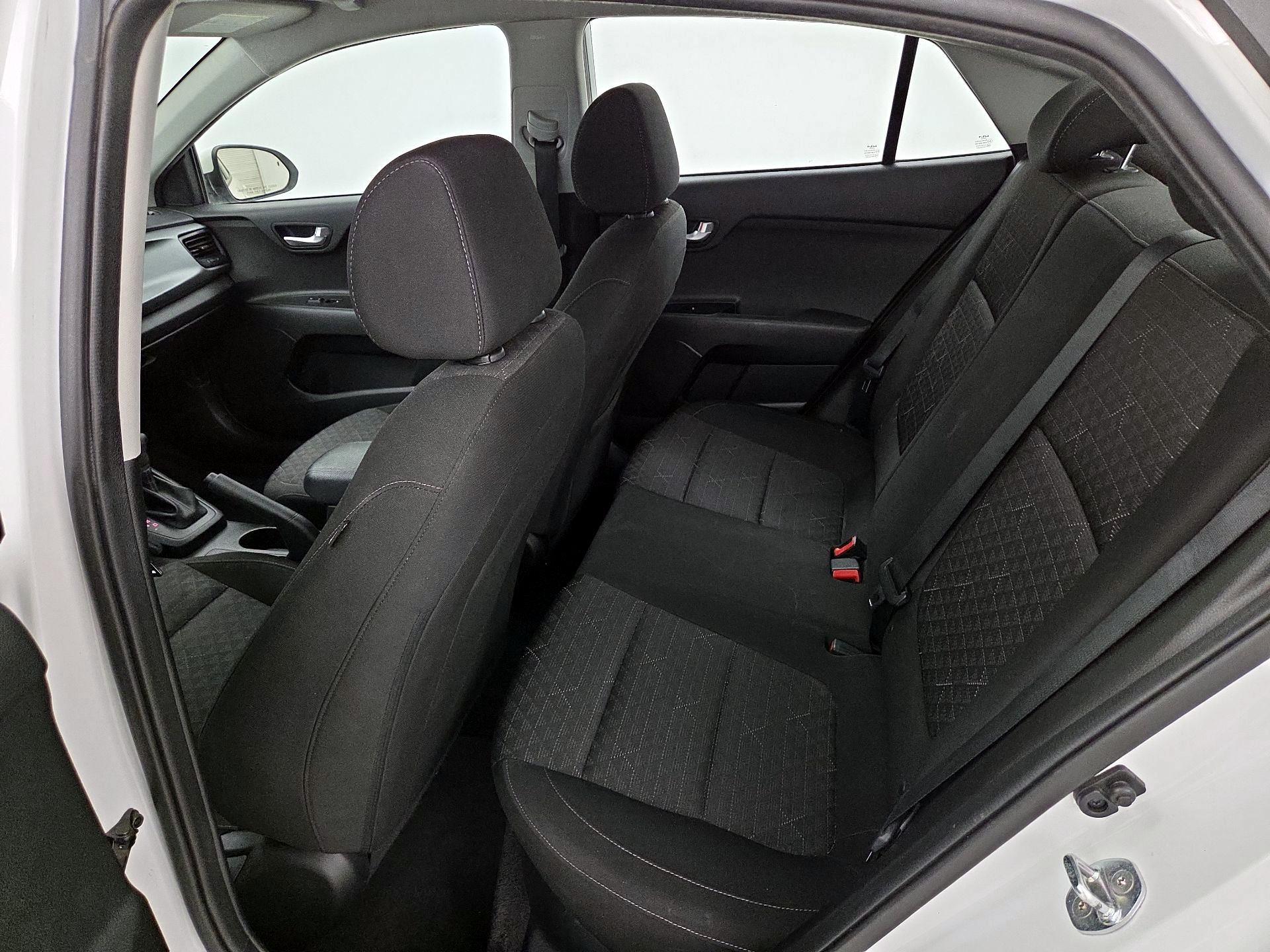 Thumbnail: 2022 Kia Rio - 19