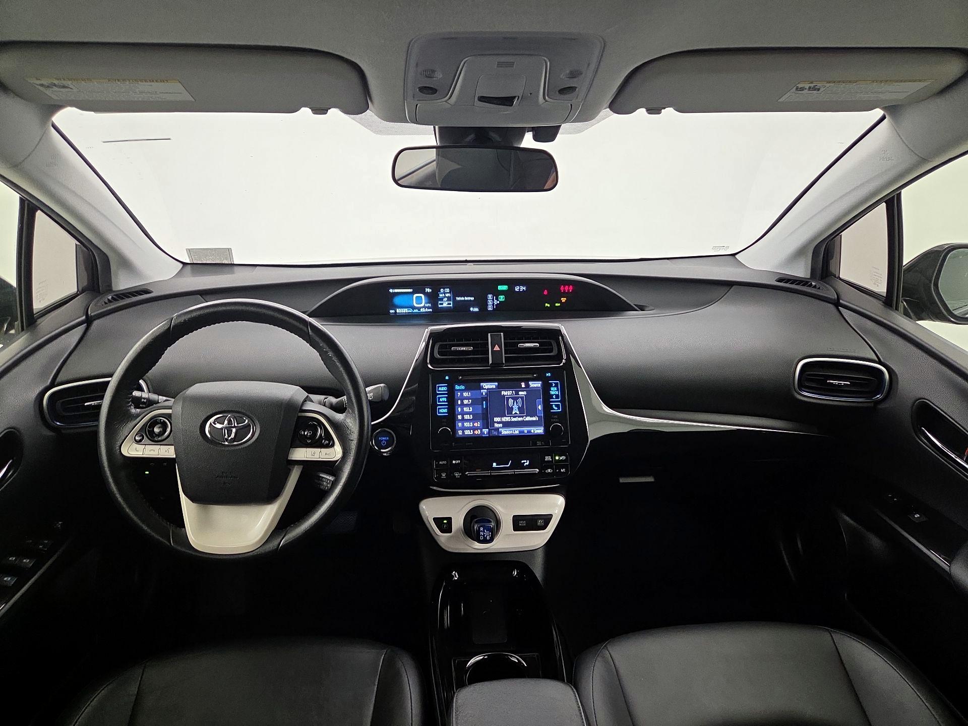 Thumbnail: 2018 Toyota Prius - 9