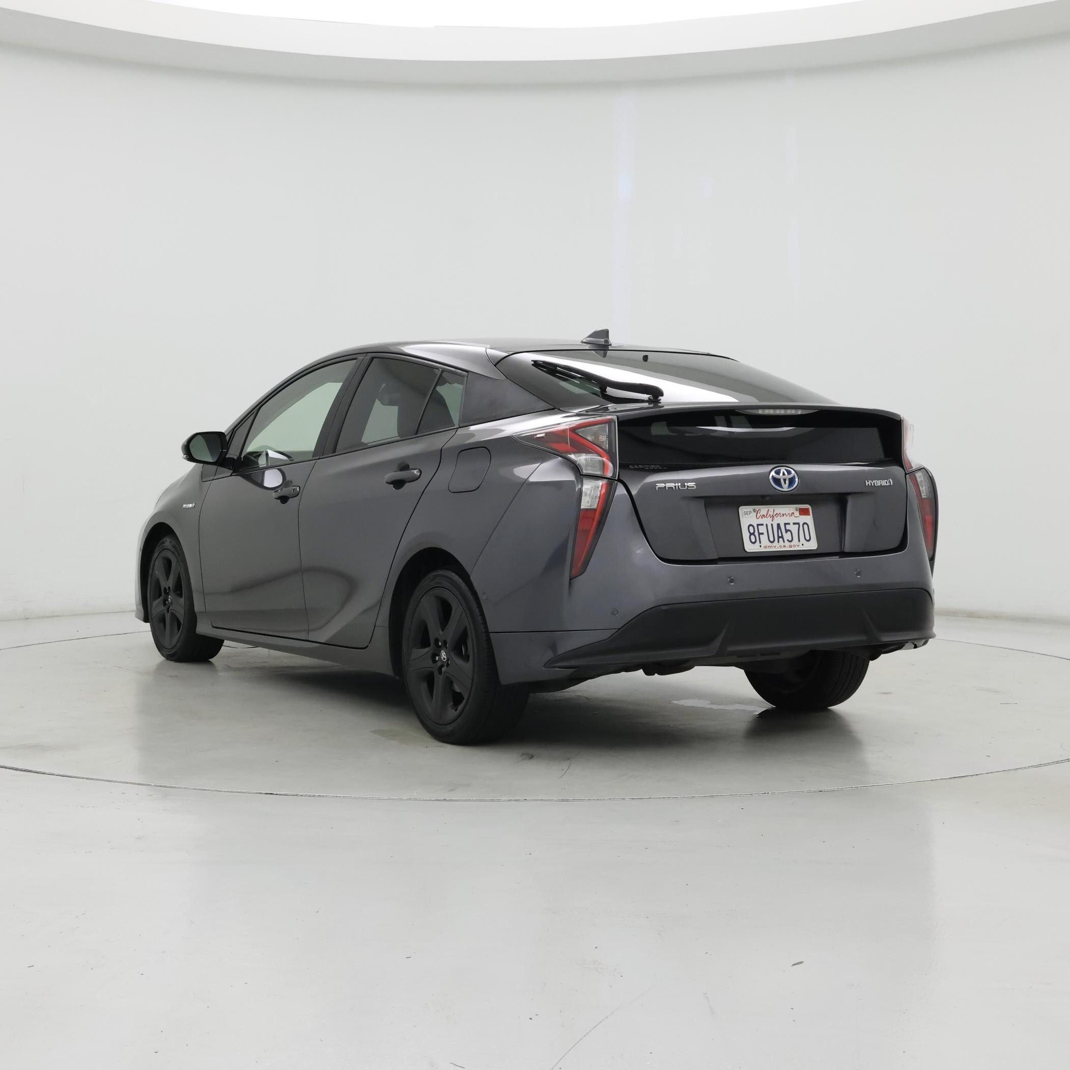 Thumbnail: 2018 Toyota Prius - 2