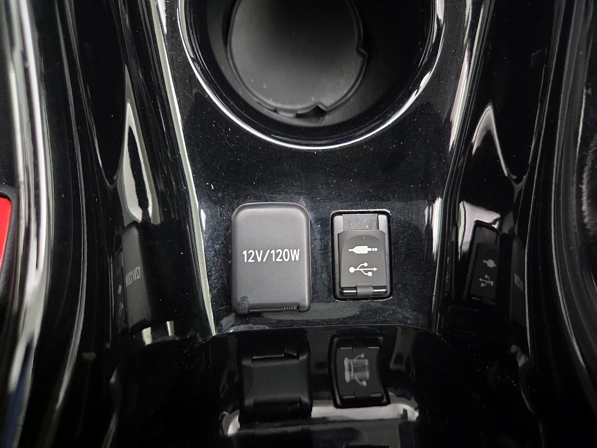 Thumbnail: 2018 Toyota Prius - 19