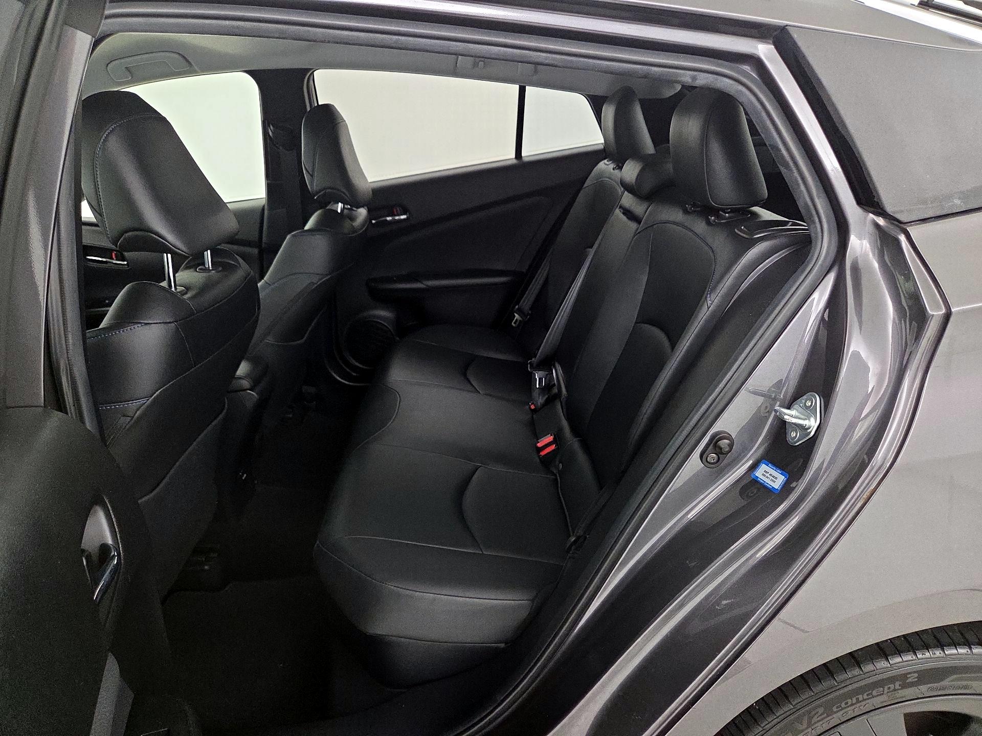 Thumbnail: 2018 Toyota Prius - 20