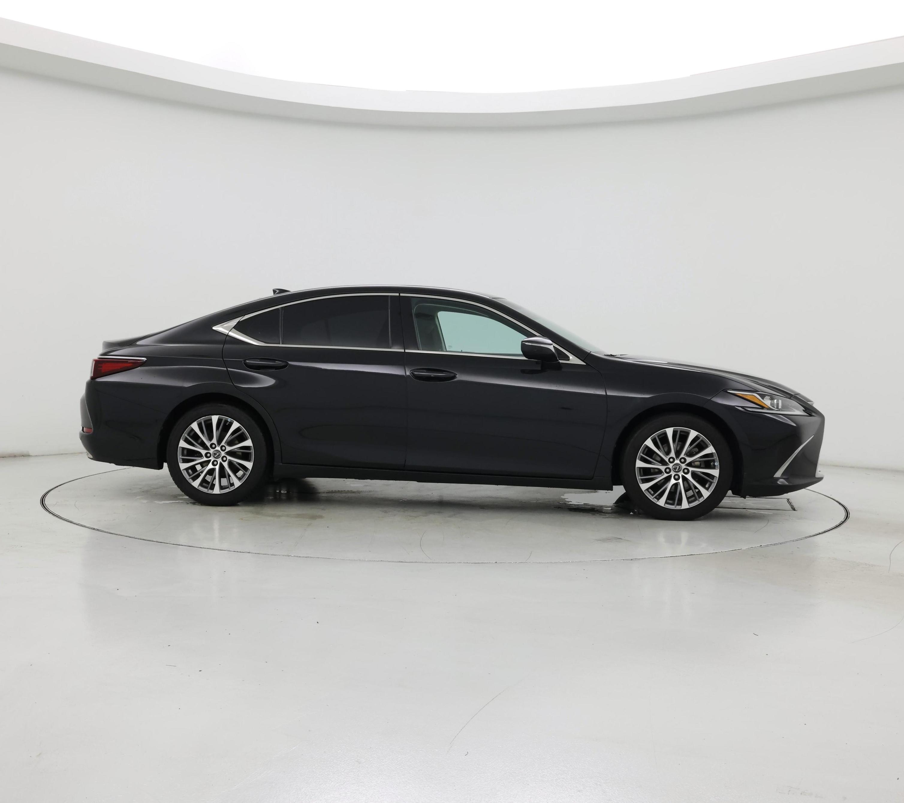 Thumbnail: 2020 Lexus ES - 7