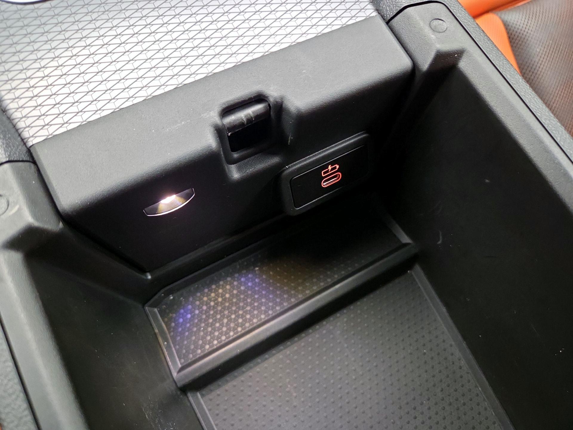 Thumbnail: 2024 BMW M3 - 19