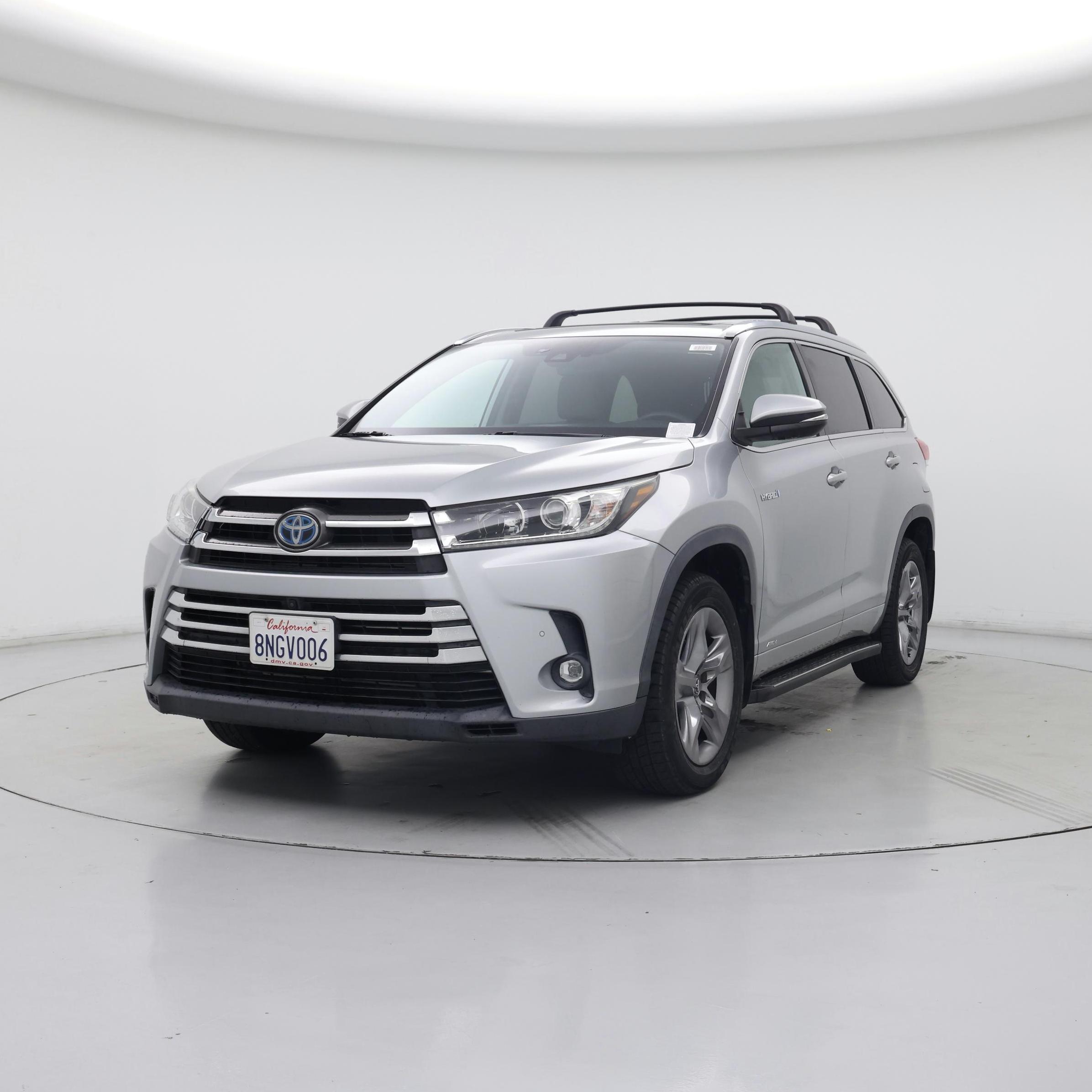 Thumbnail: 2019 Toyota Highlander - 4
