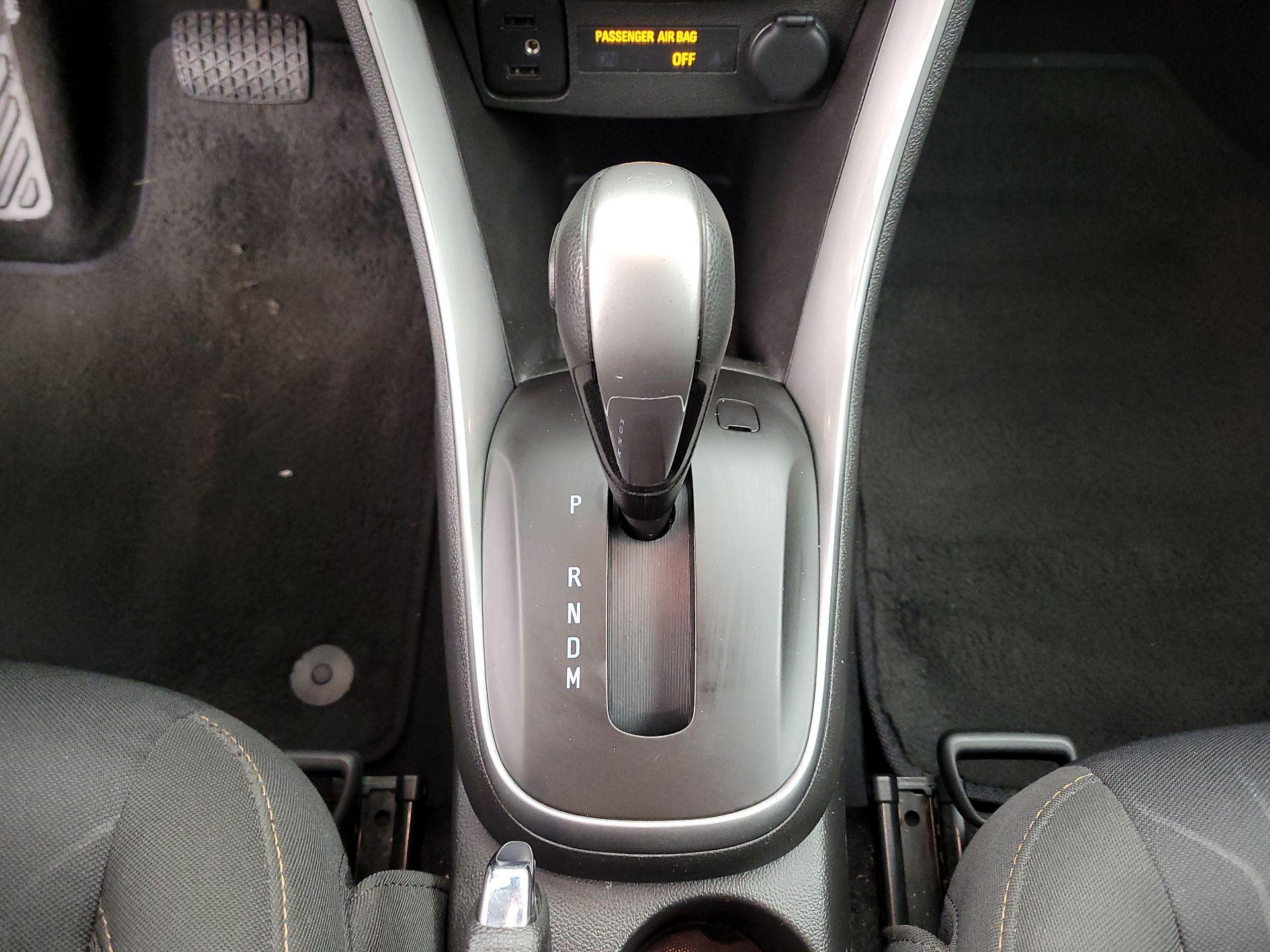 Thumbnail: 2020 Chevrolet Trax - 17