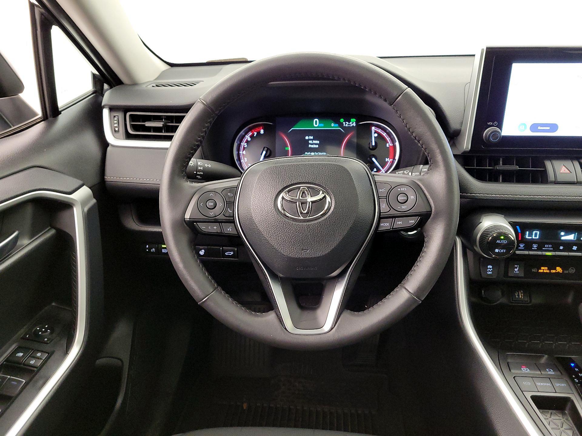 Thumbnail: 2024 Toyota RAV4 - 10