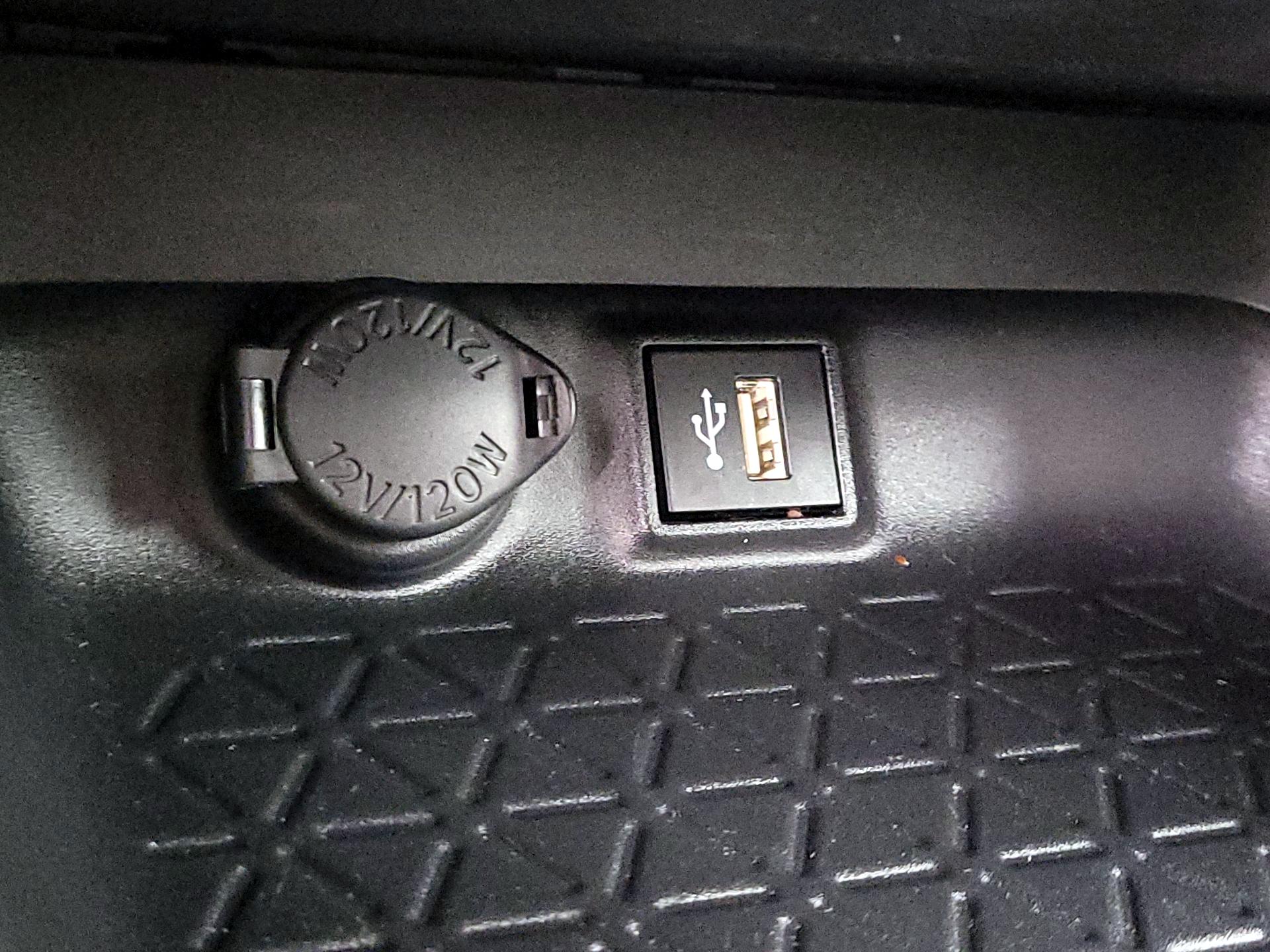 Thumbnail: 2024 Toyota RAV4 - 18