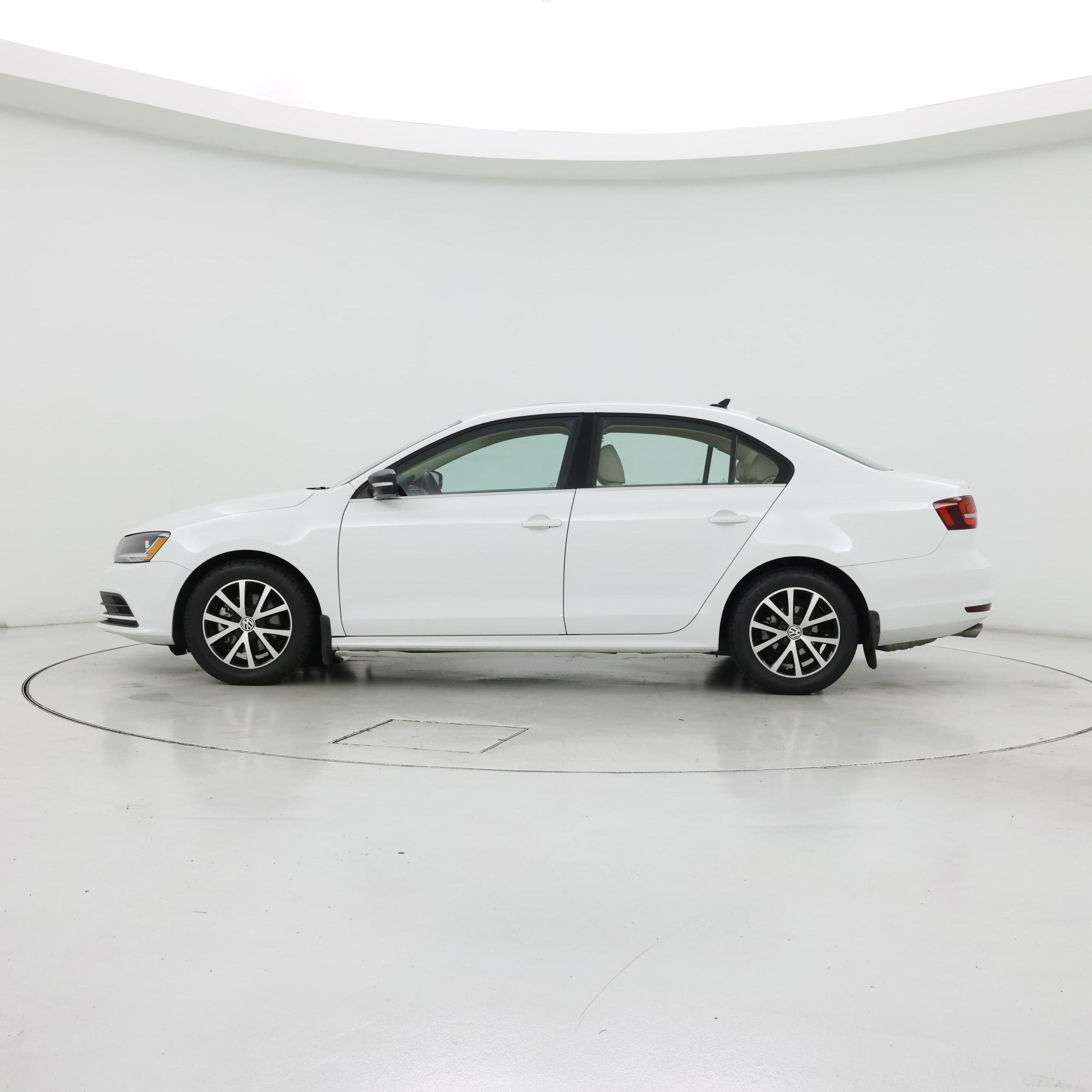 Thumbnail: 2017 Volkswagen Jetta - 3