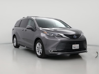 2024 Toyota Sienna Hybrid Platinum