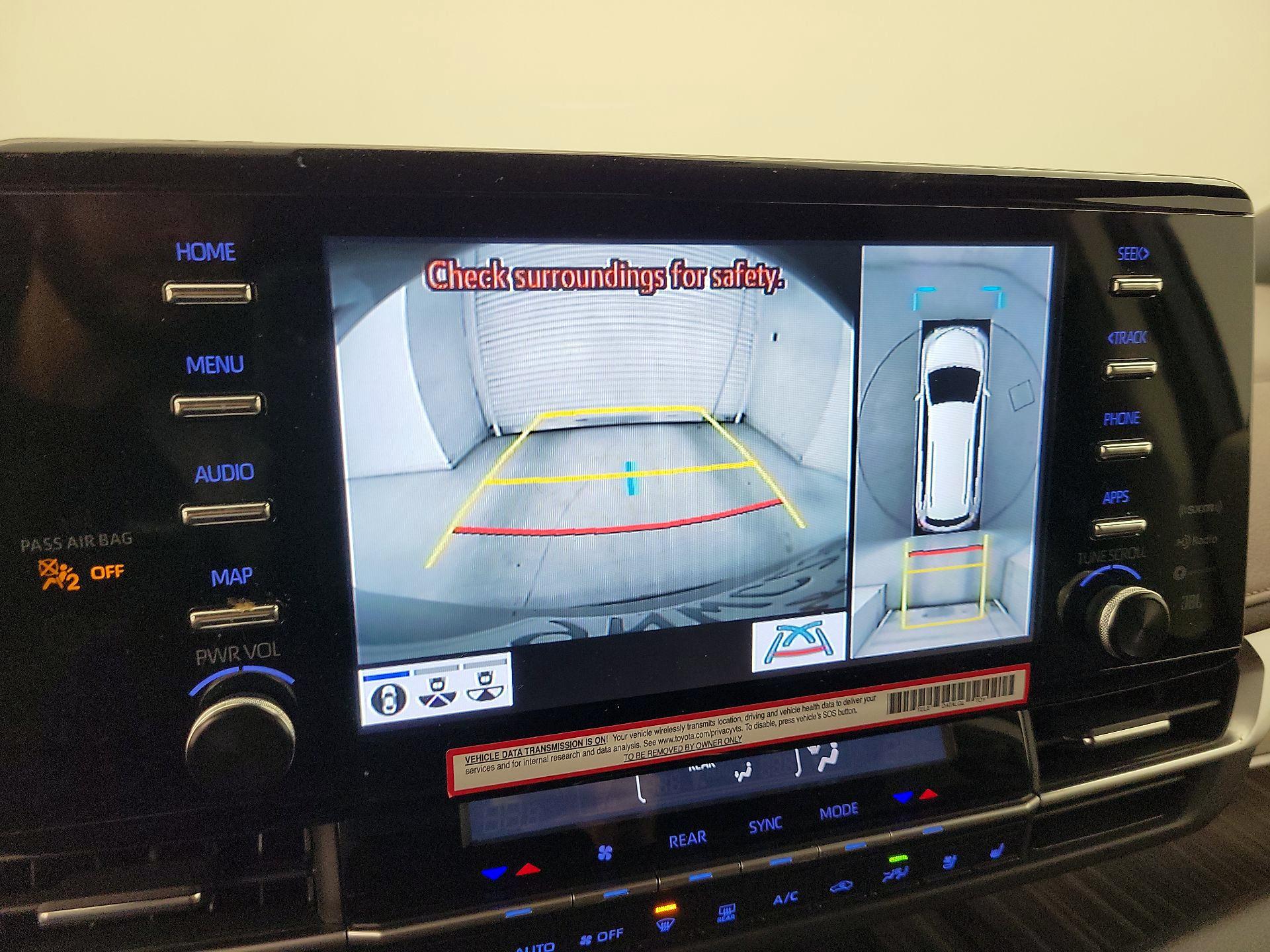 Thumbnail: 2024 Toyota Sienna - 15