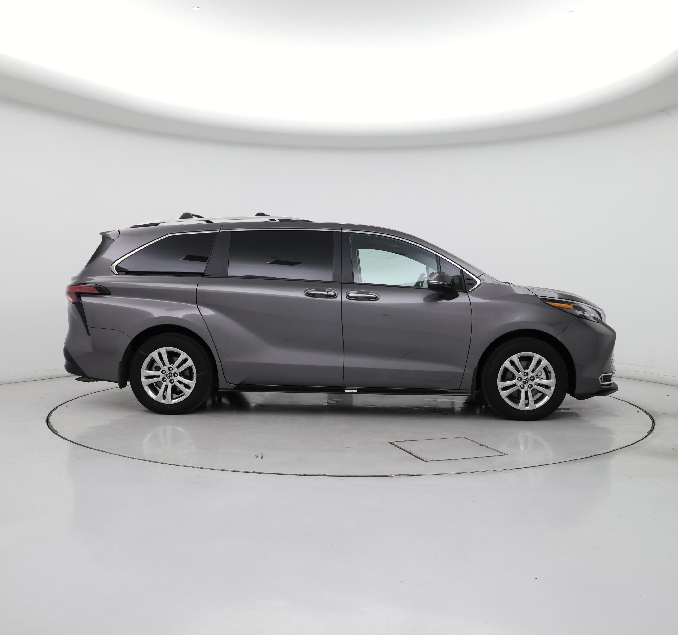 Thumbnail: 2024 Toyota Sienna - 7