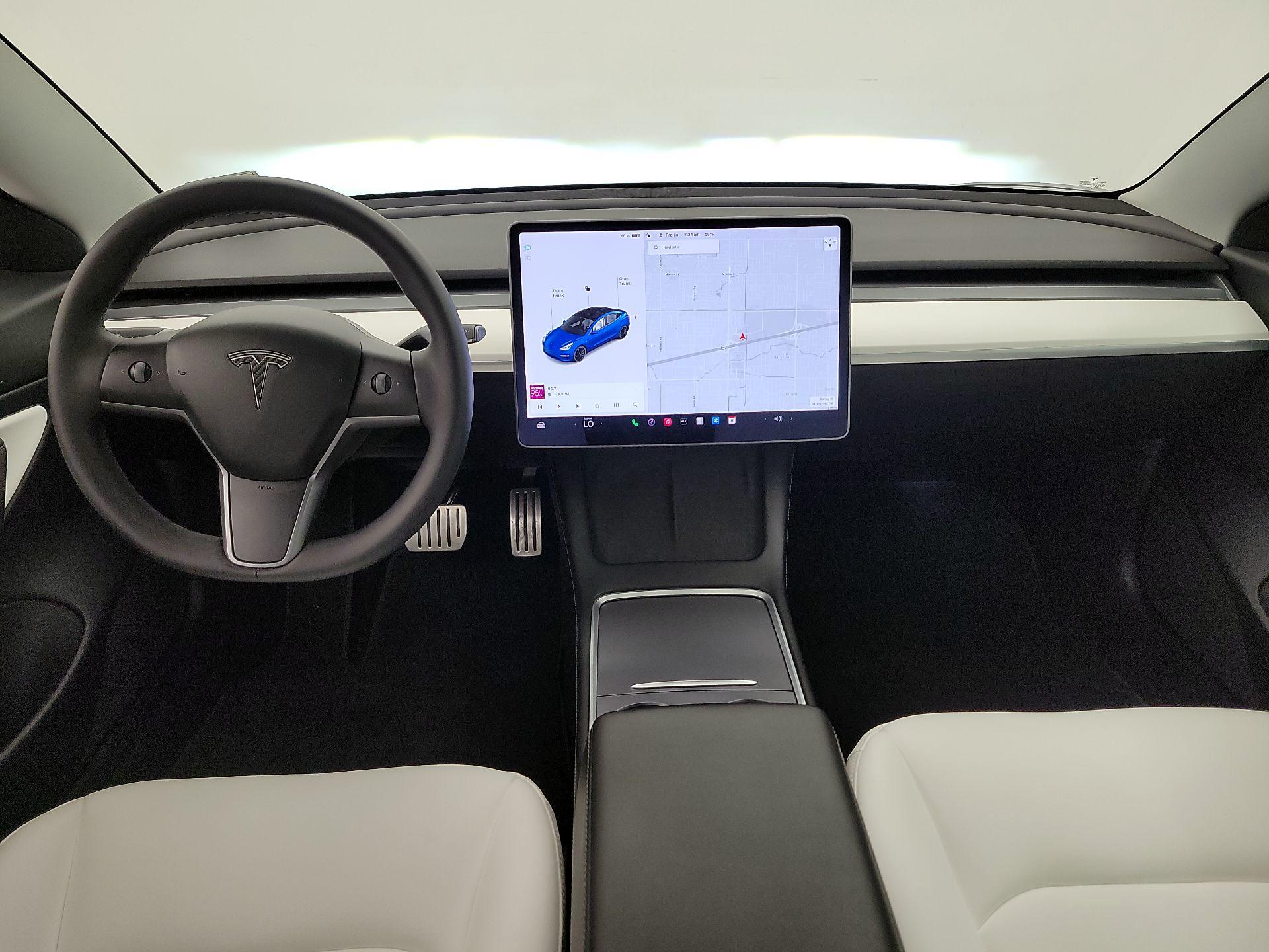 Thumbnail: 2021 Tesla Model 3 - 9