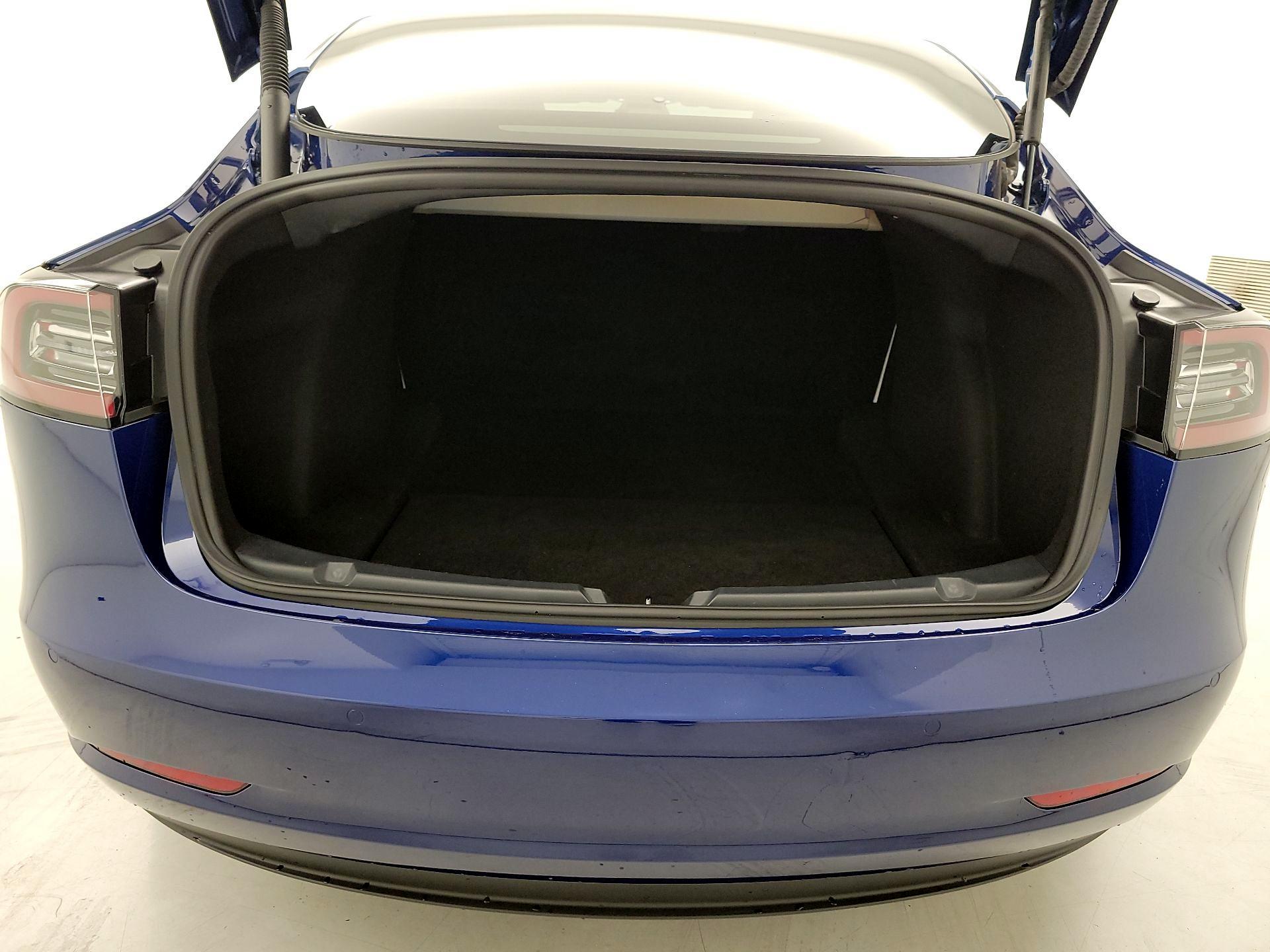 Thumbnail: 2021 Tesla Model 3 - 20