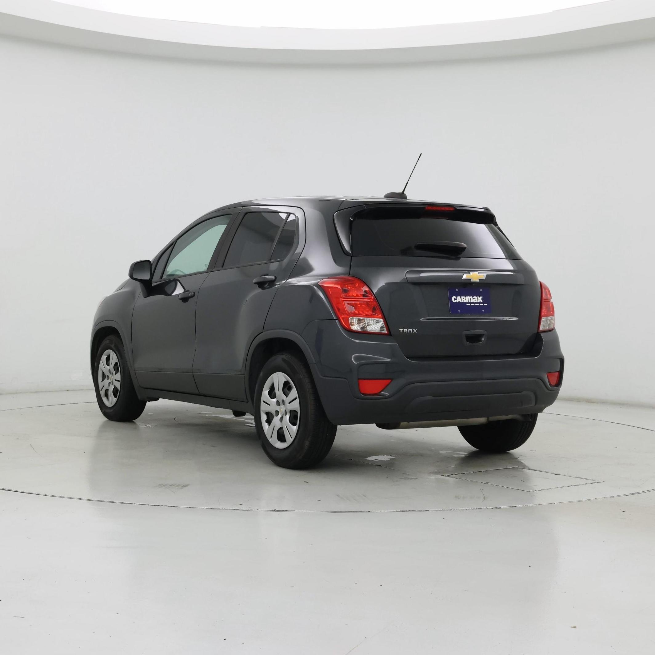 Thumbnail: 2019 Chevrolet Trax - 2