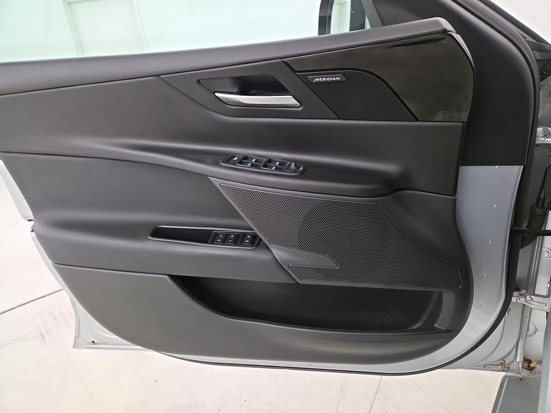 Thumbnail: 2018 Jaguar XE - 12