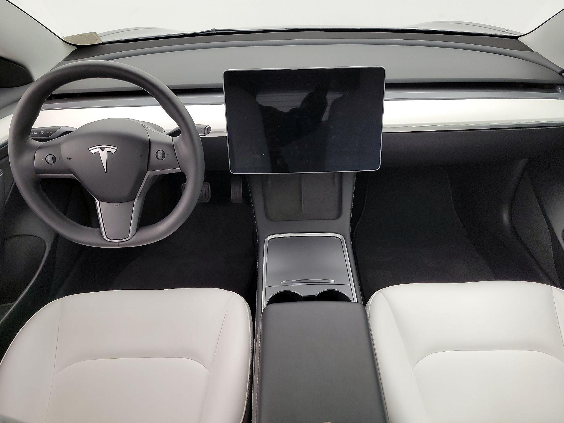 Thumbnail: 2022 Tesla Model 3 - 9