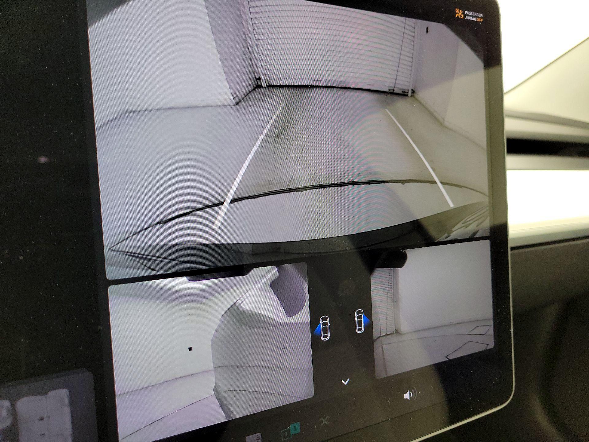 Thumbnail: 2022 Tesla Model 3 - 14