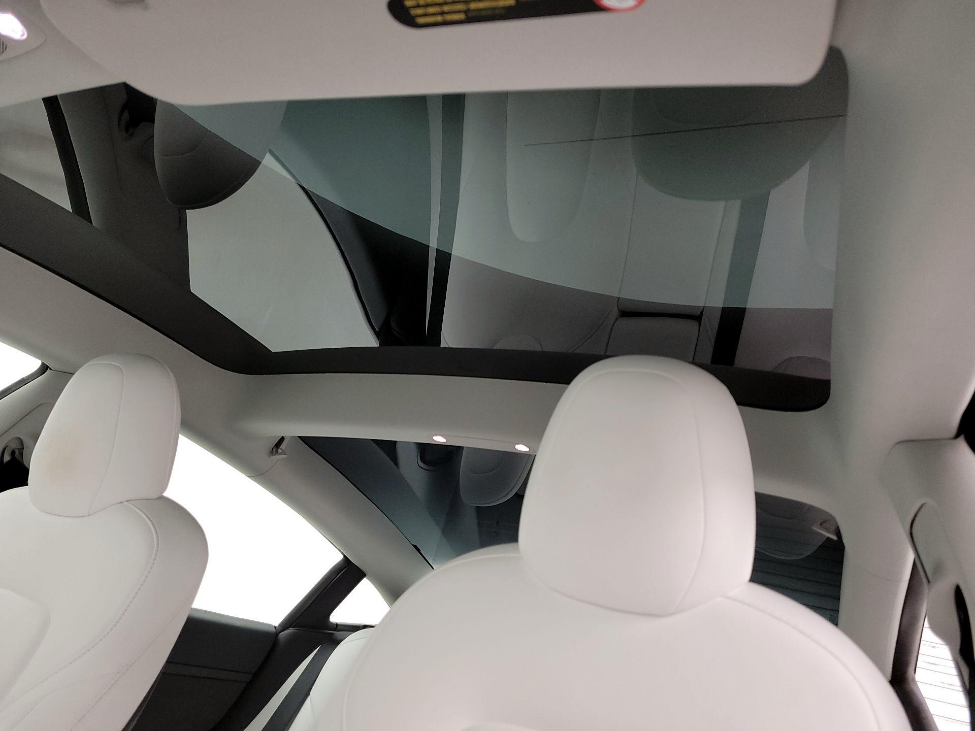 Thumbnail: 2022 Tesla Model 3 - 18