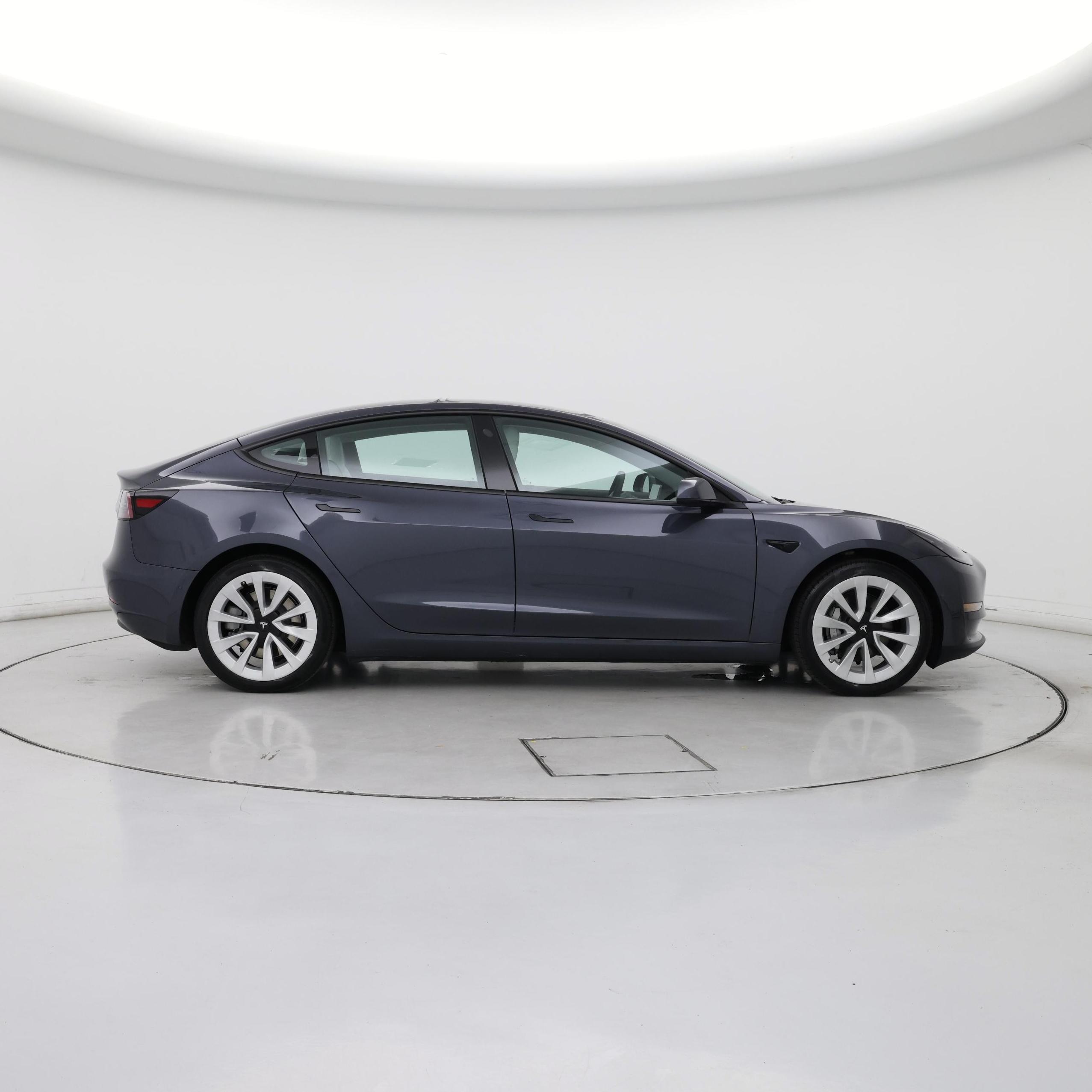 Thumbnail: 2022 Tesla Model 3 - 7