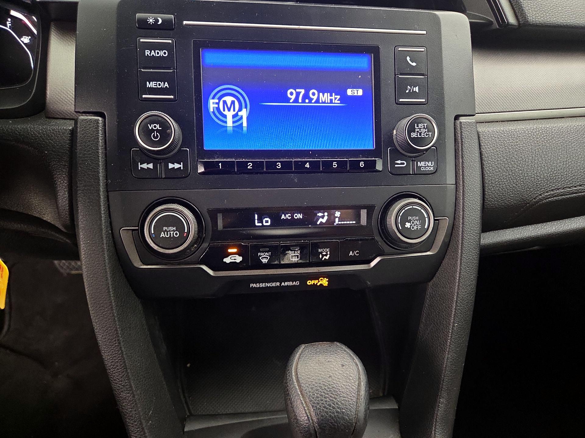 Thumbnail: 2017 Honda Civic - 16