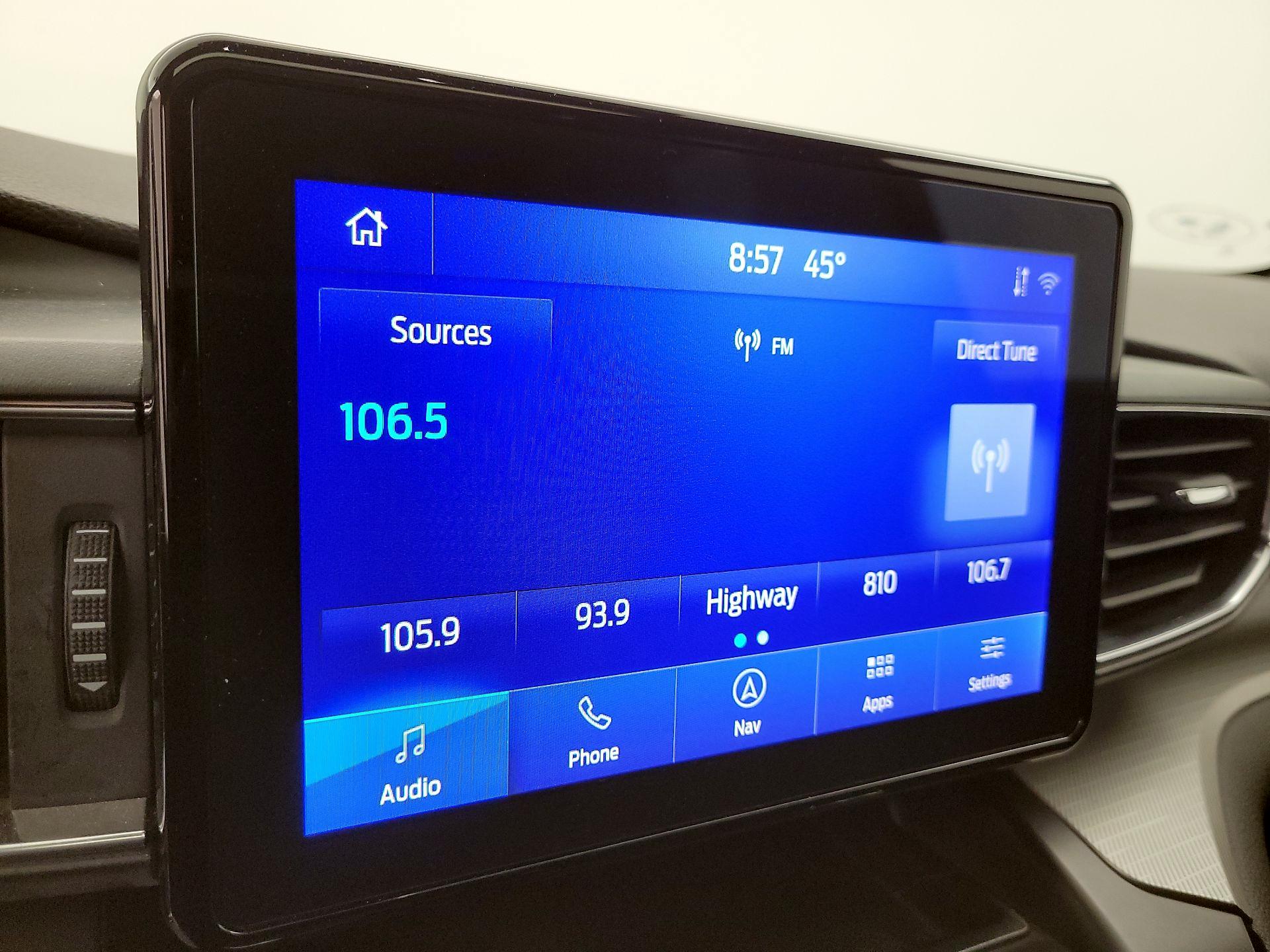 Thumbnail: 2020 Ford Explorer - 16