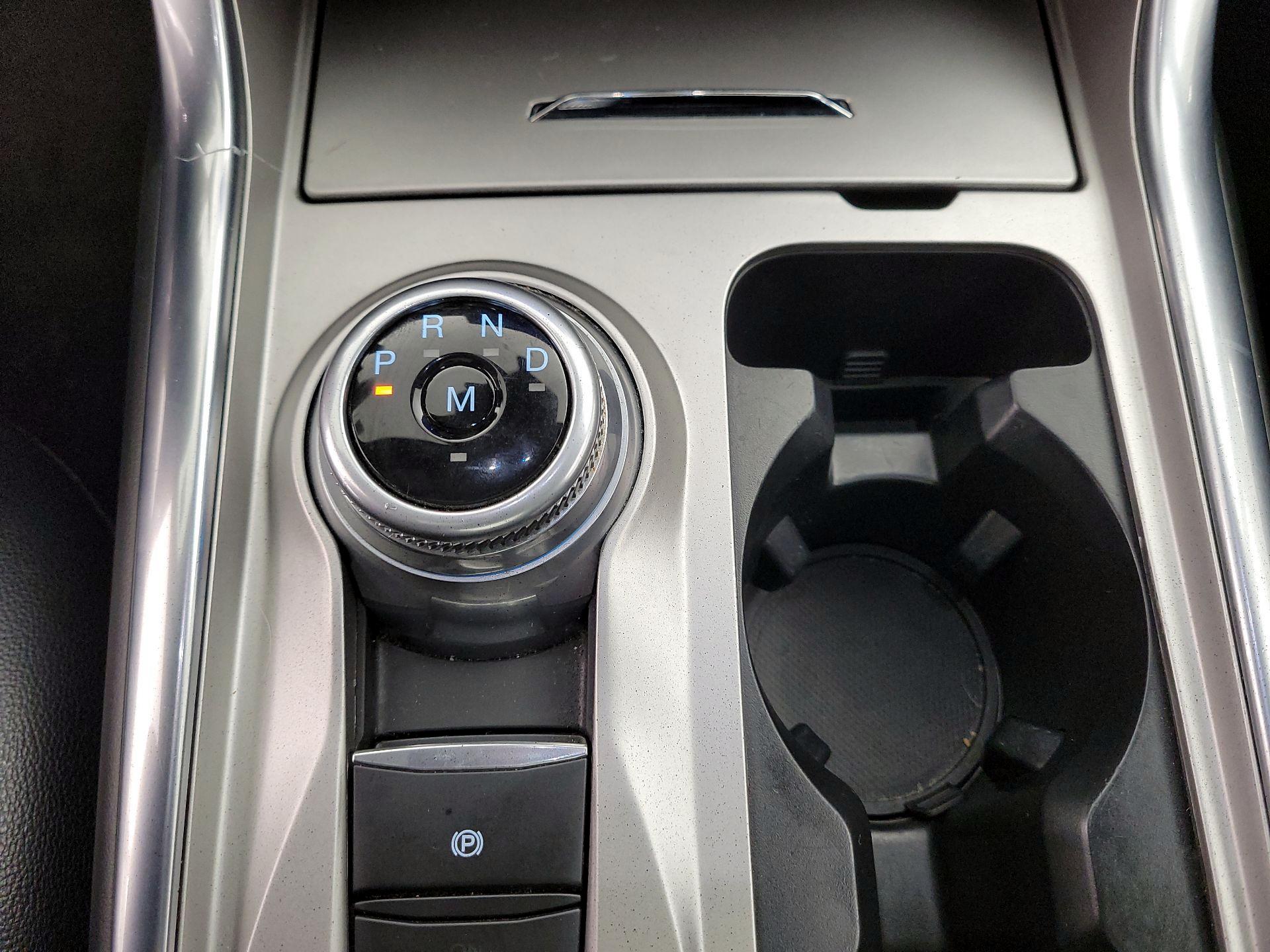 Thumbnail: 2020 Ford Explorer - 18