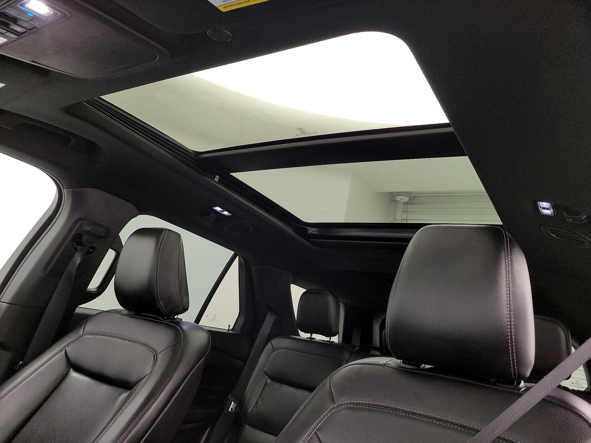 Thumbnail: 2020 Ford Explorer - 20