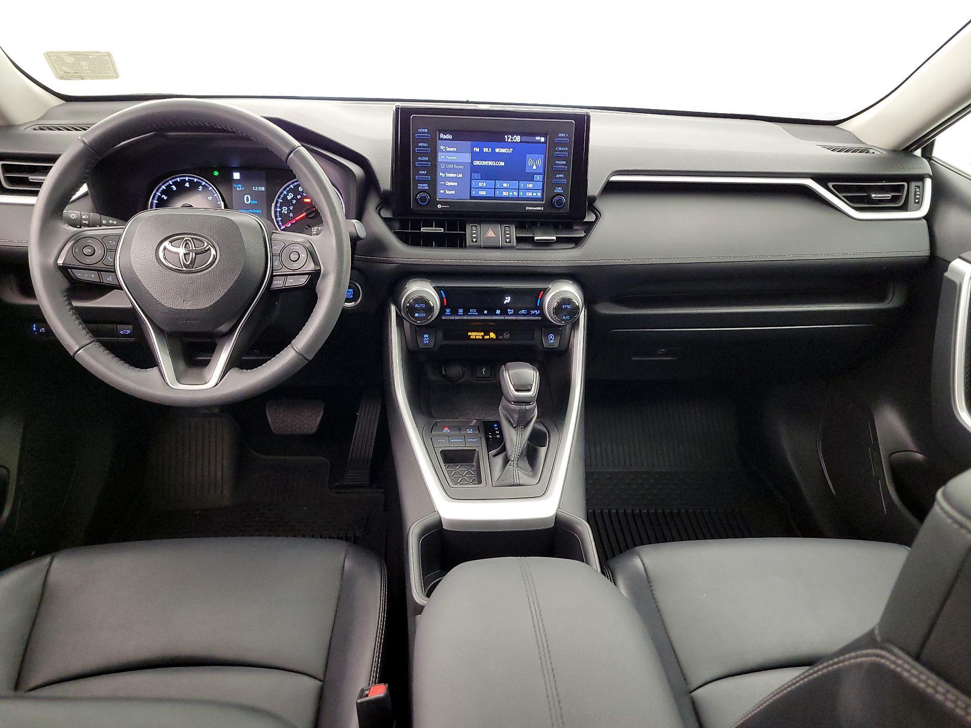 Thumbnail: 2022 Toyota RAV4 - 9