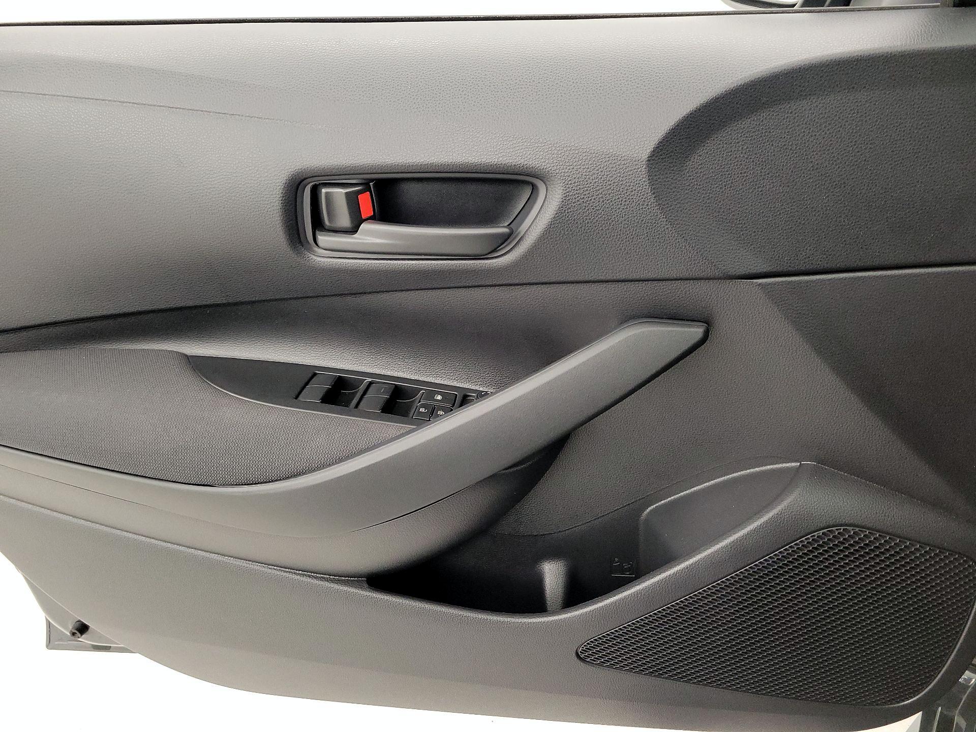 Thumbnail: 2025 Toyota Corolla - 12