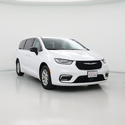 2024 Chrysler Pacifica Touring