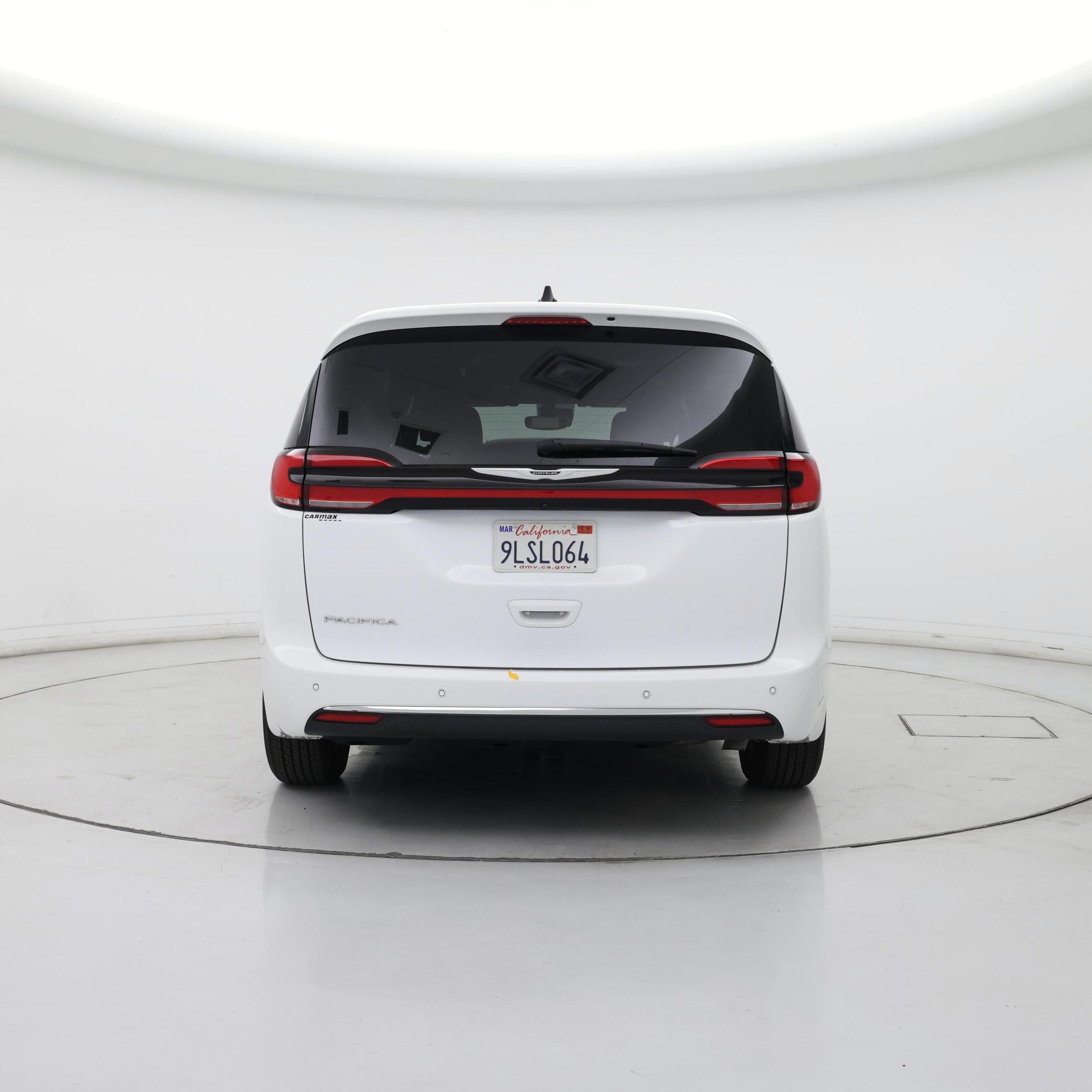 Thumbnail: 2024 Chrysler Pacifica - 6