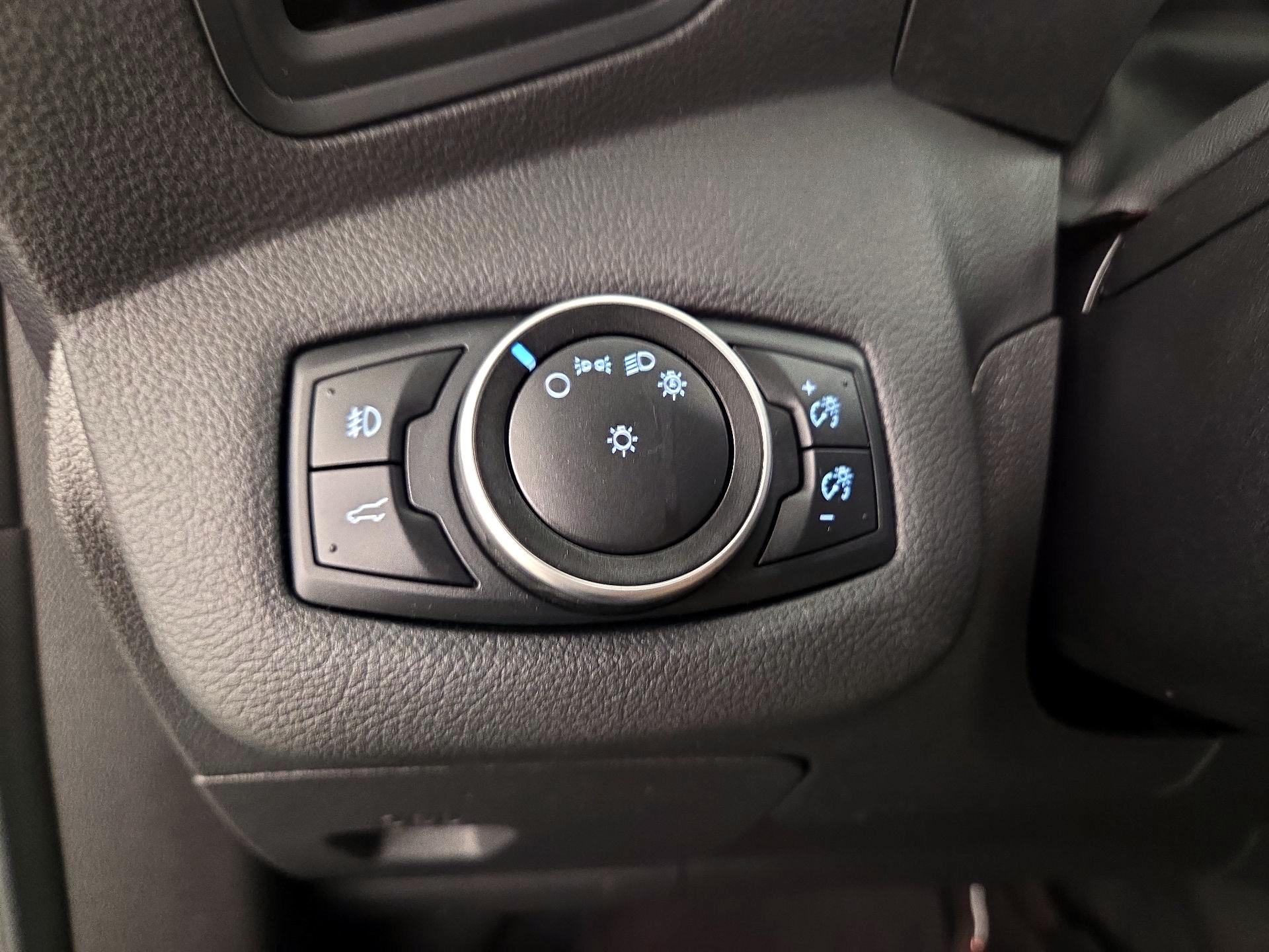 Thumbnail: 2017 Ford Escape - 13