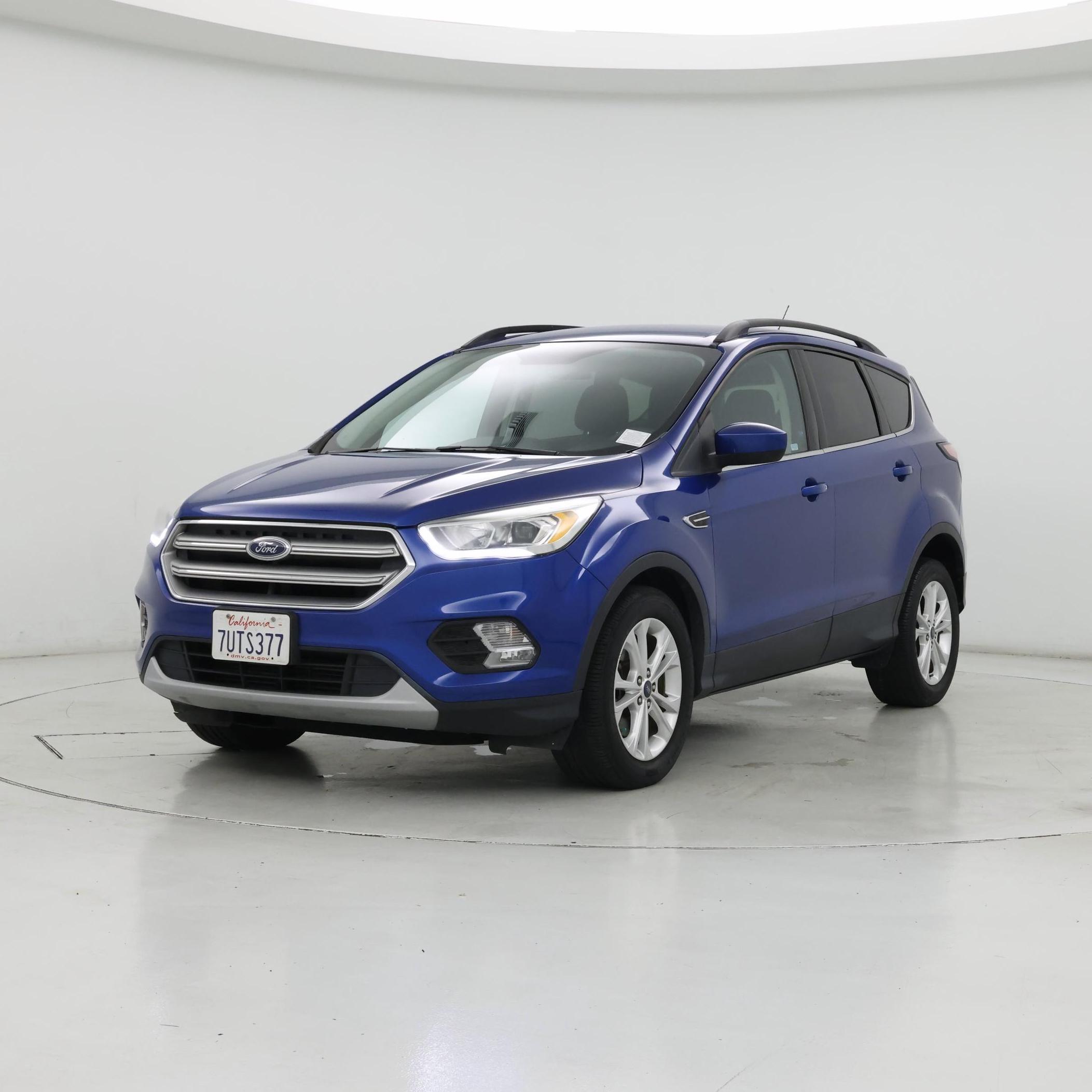 Thumbnail: 2017 Ford Escape - 4