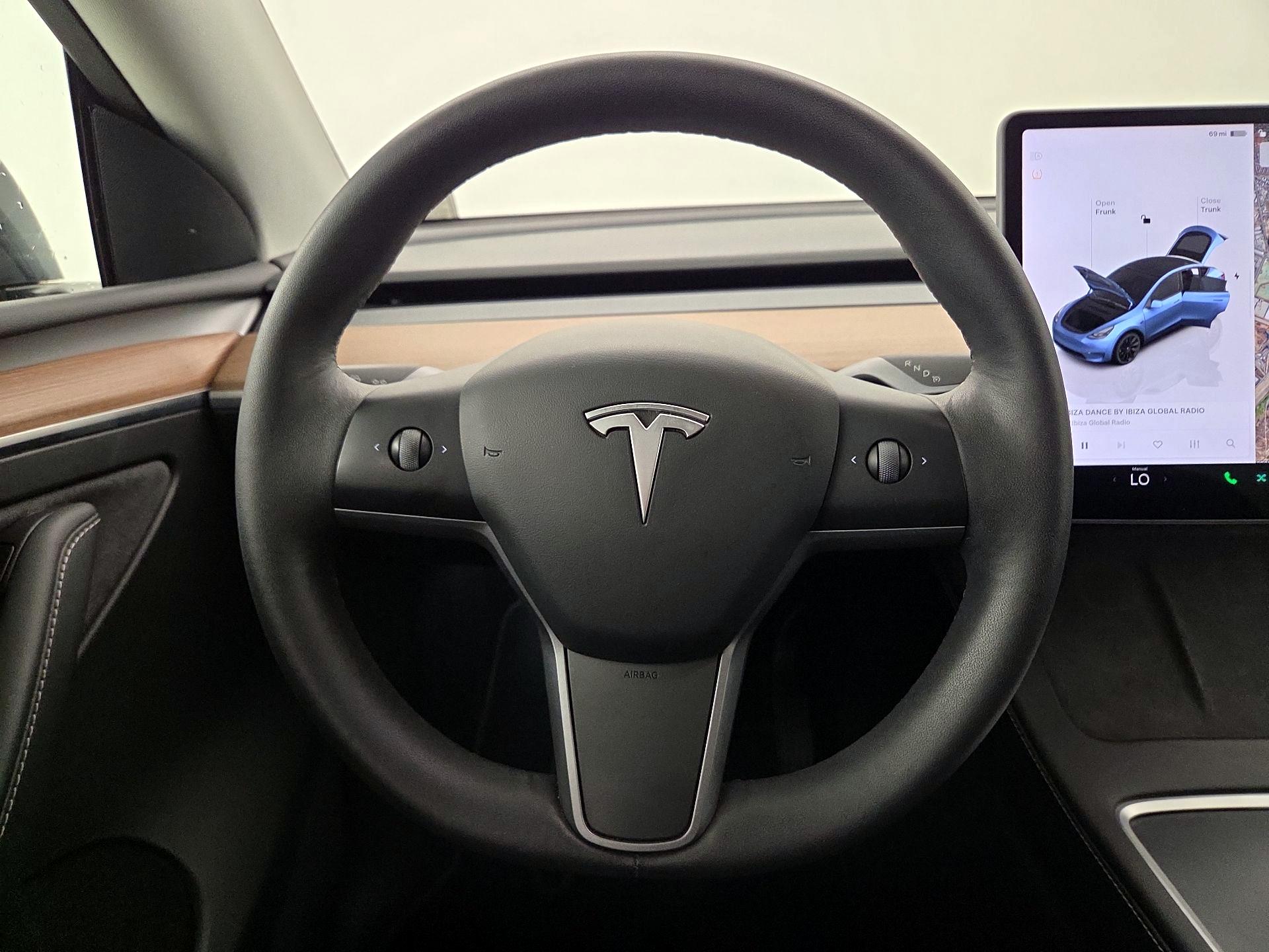 Thumbnail: 2022 Tesla Model Y - 10