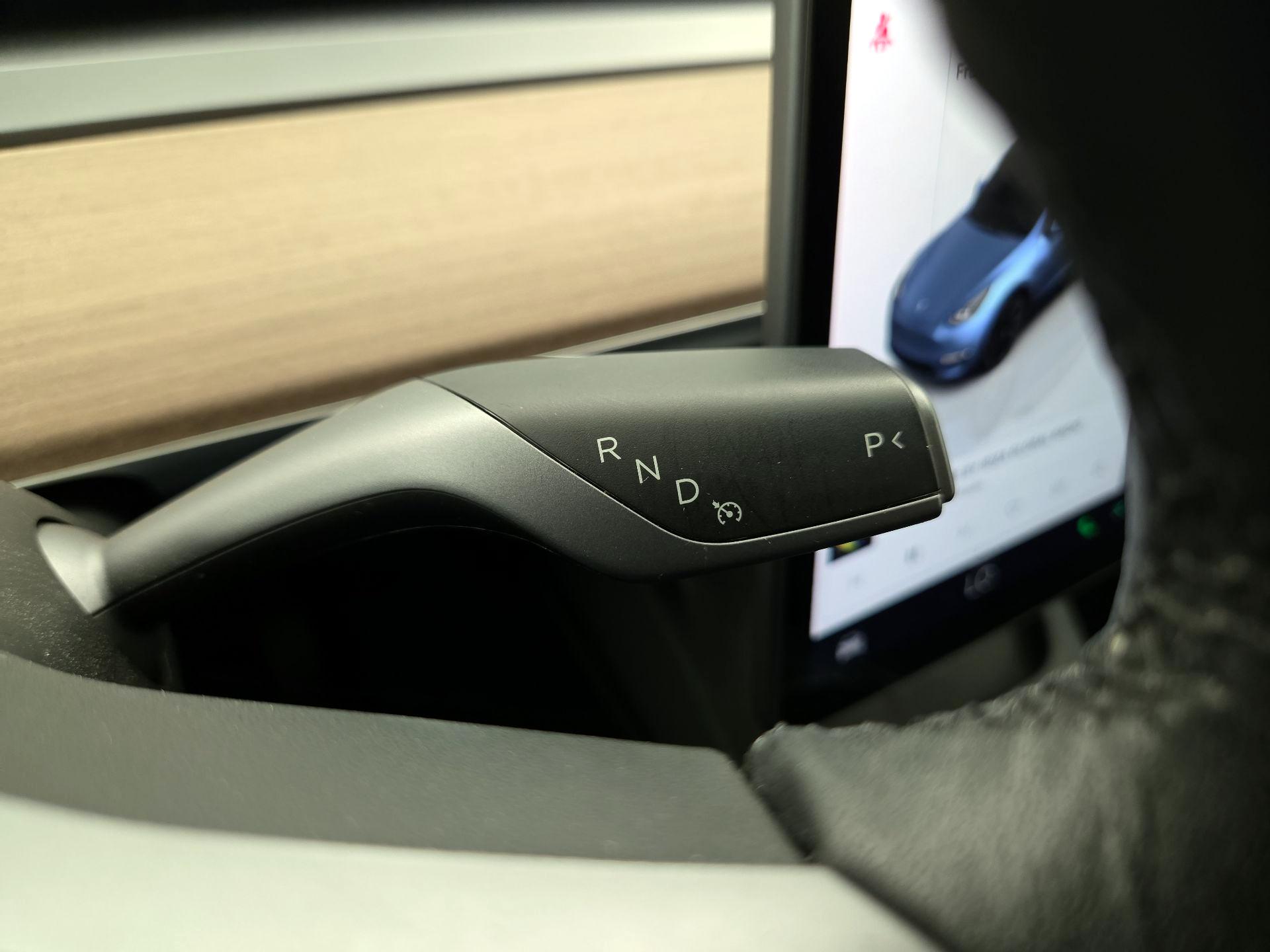 Thumbnail: 2022 Tesla Model Y - 17