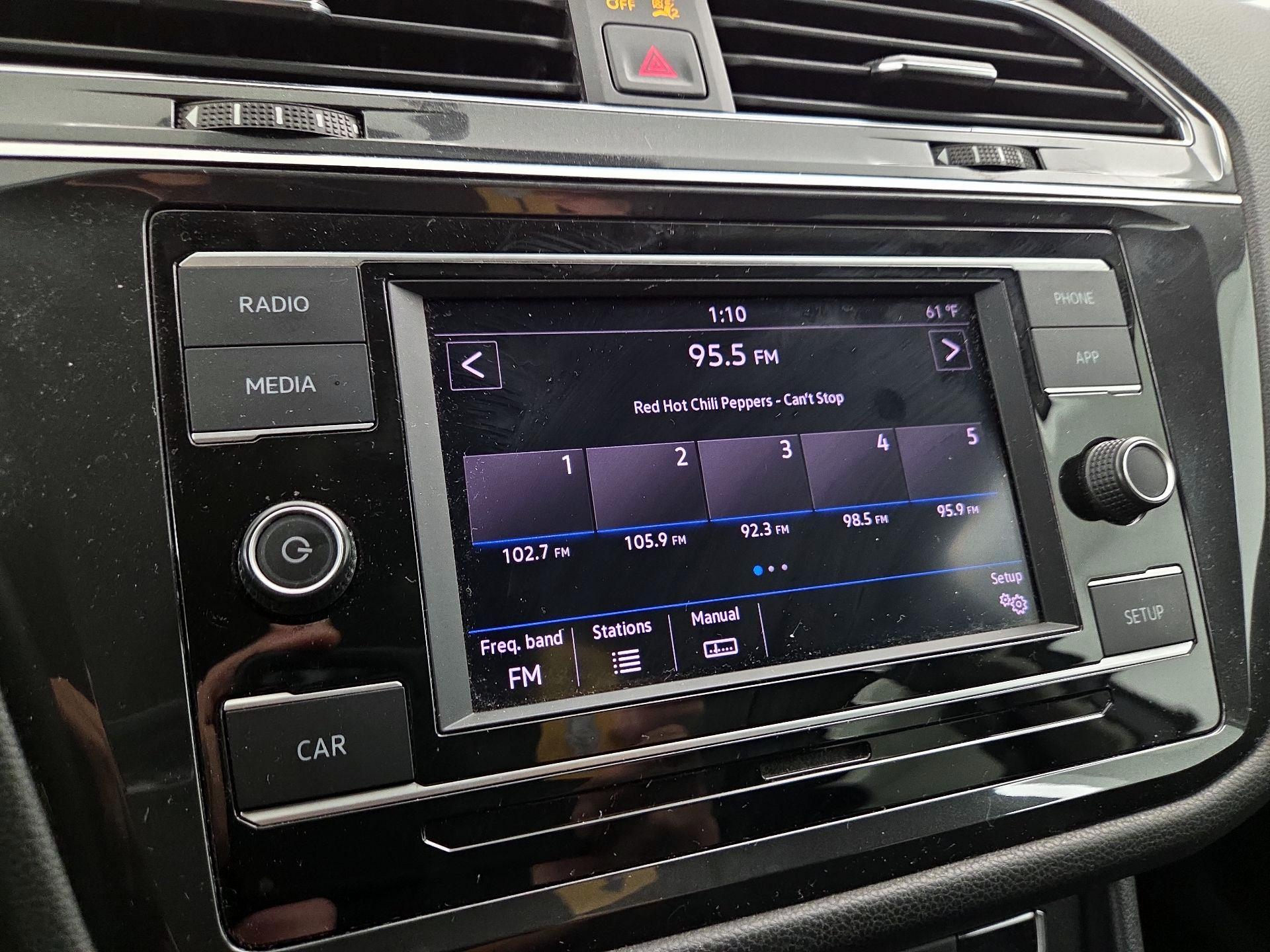 Thumbnail: 2019 Volkswagen Tiguan - 15