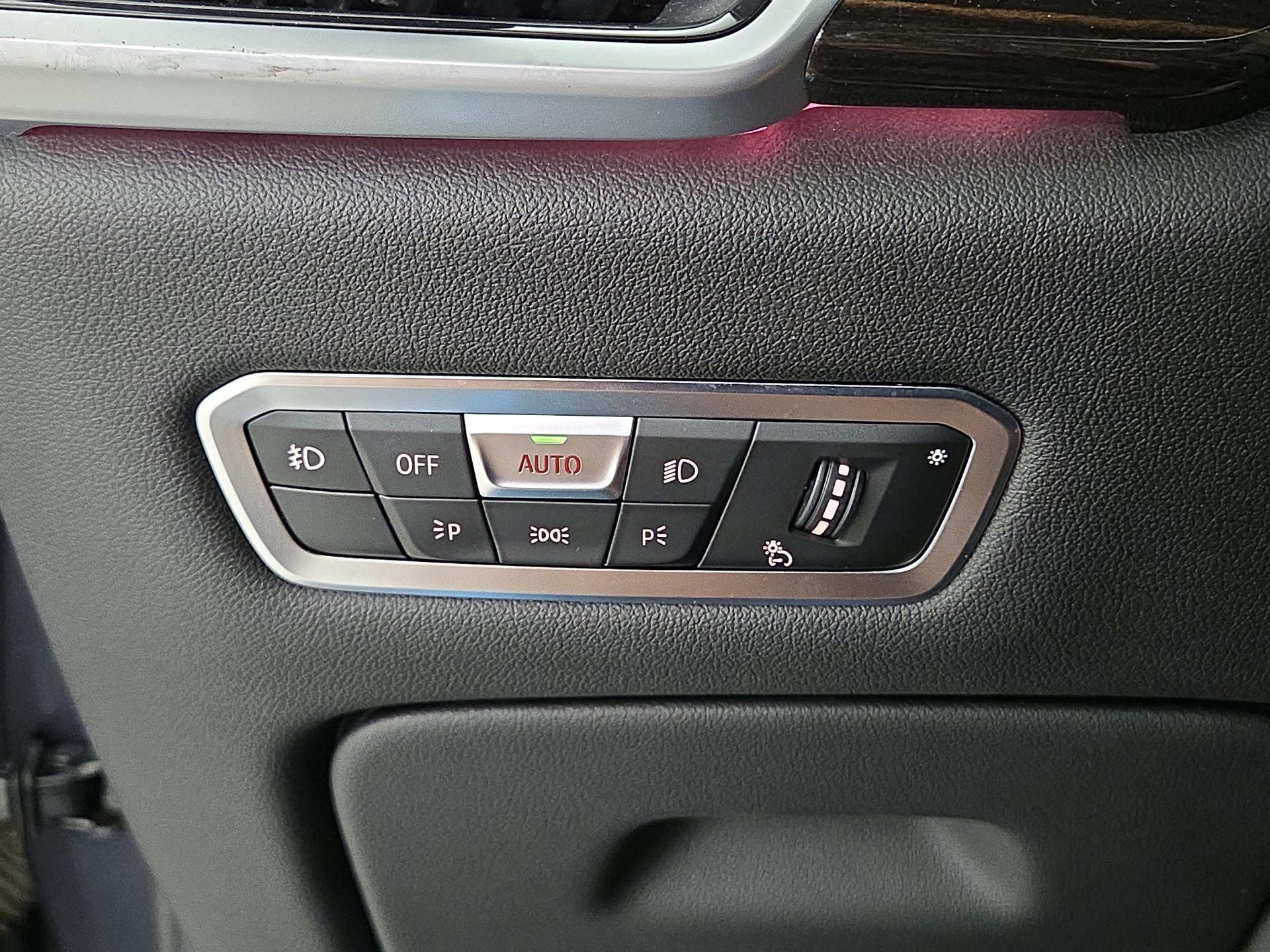 Thumbnail: 2020 BMW X5 - 13