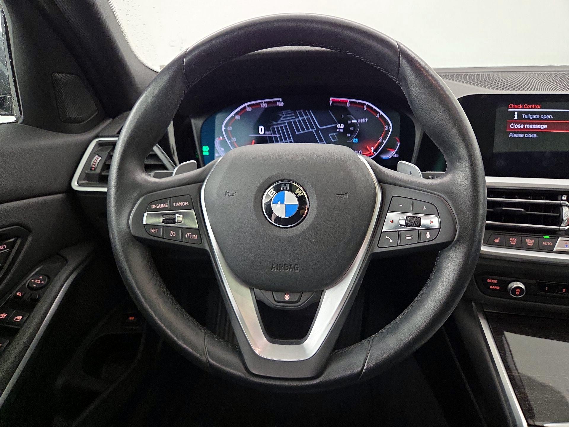 Thumbnail: 2020 BMW 3 Series - 10