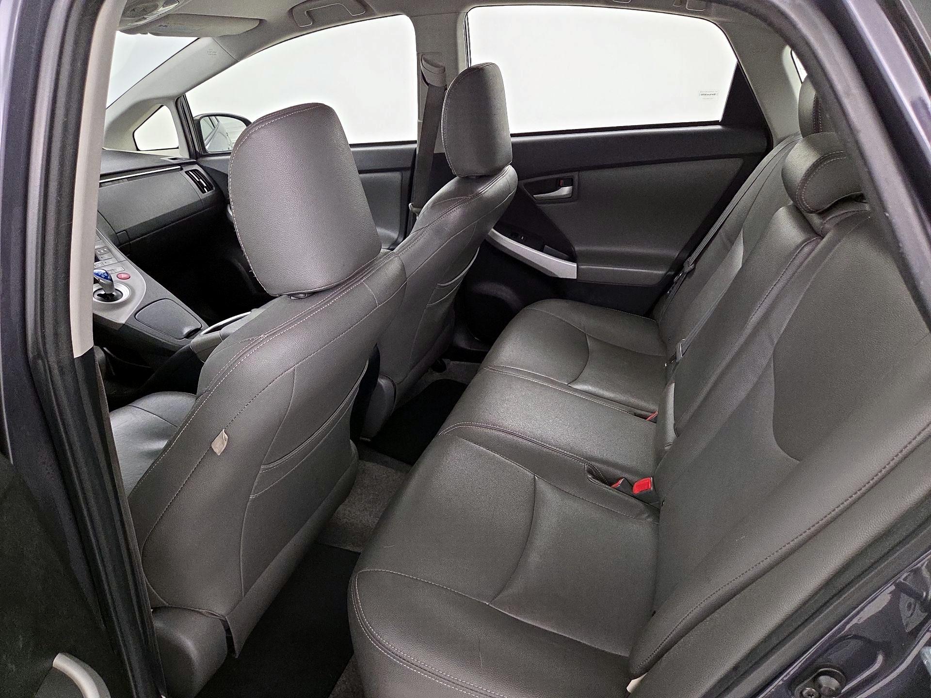 Thumbnail: 2014 Toyota Prius - 19