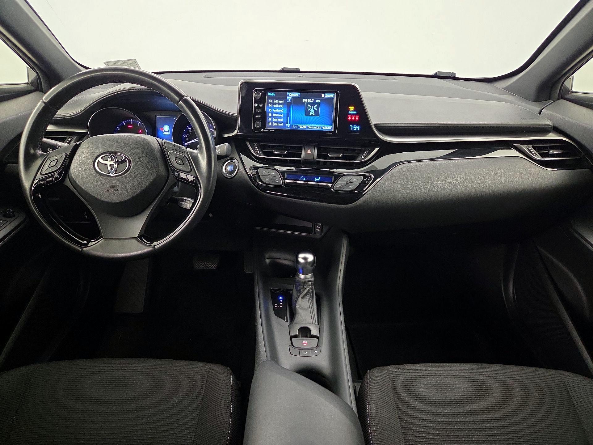 Thumbnail: 2018 Toyota C-HR - 9