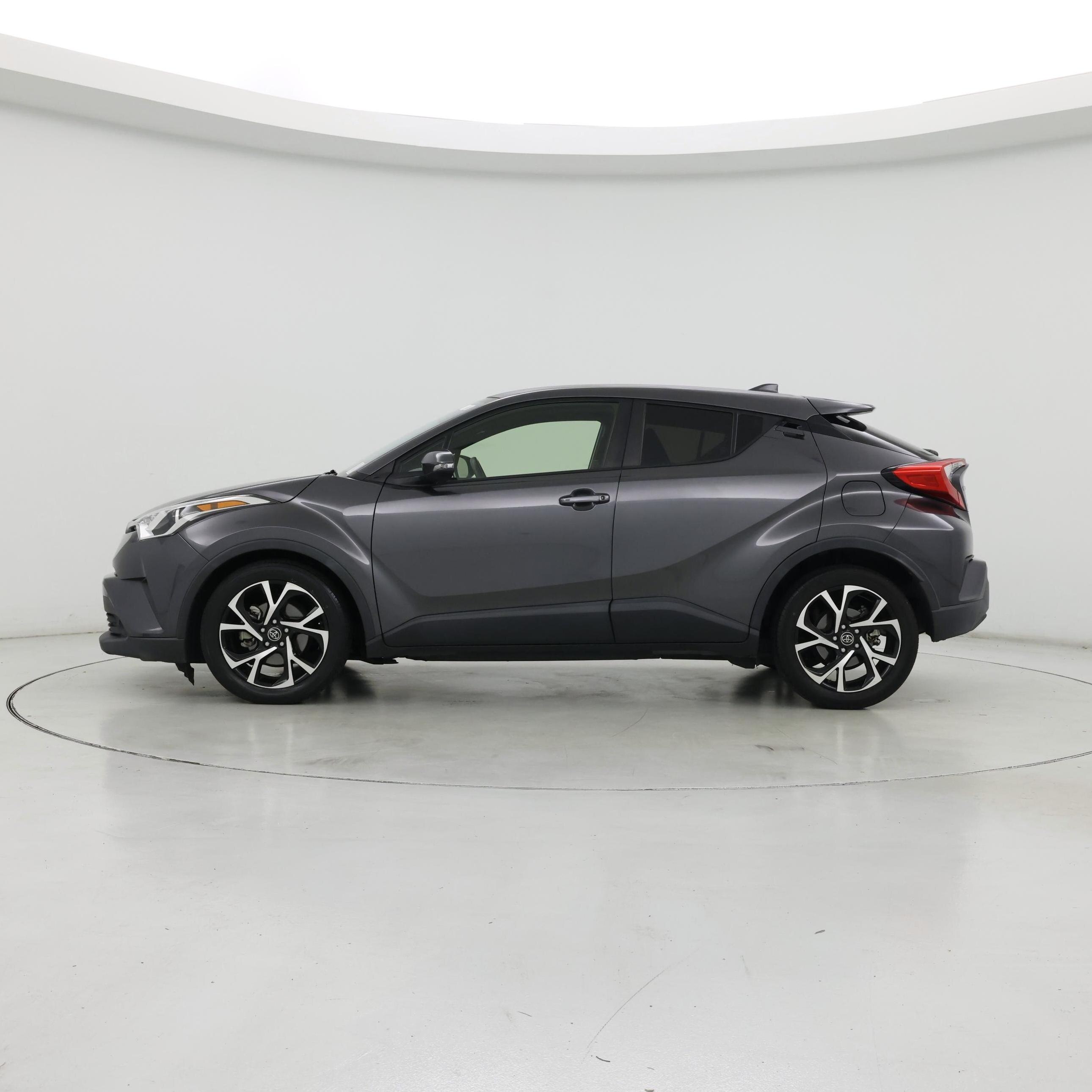 Thumbnail: 2018 Toyota C-HR - 3