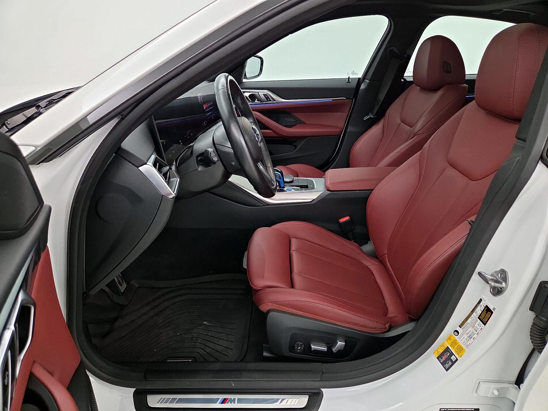 Thumbnail: 2022 BMW i4 - 11